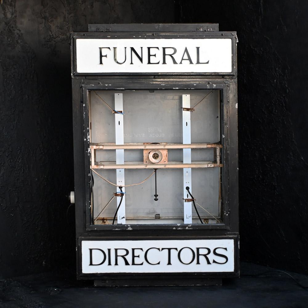 Late Victorian Huge English Illuminated advertising clock by Smiths of London For Sale