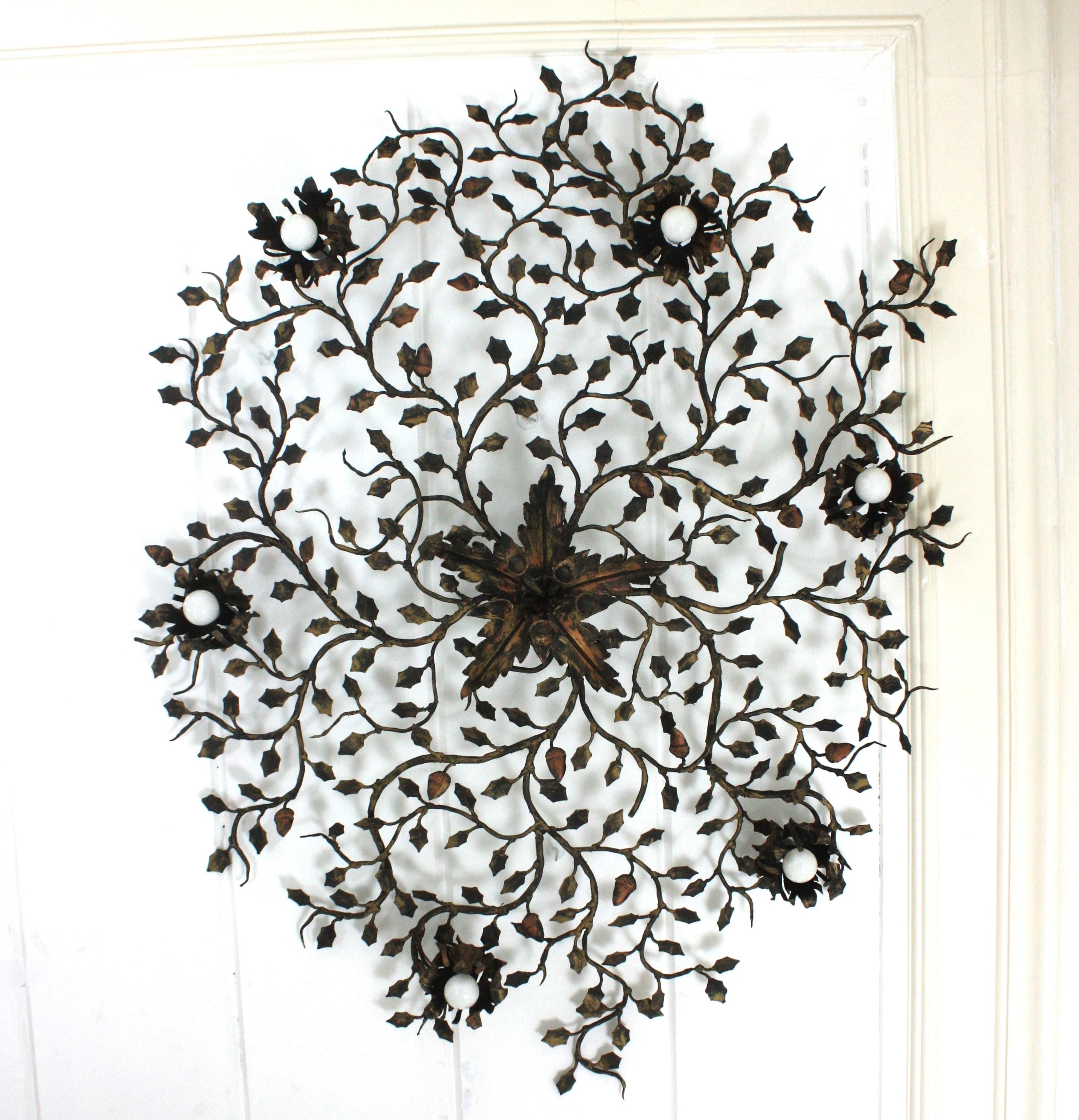 20ième siècle Énorme luminaire à fleur de feuillage, fer forgé doré, 56 in en vente
