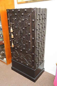 Huge Four Key Hobnail Safe Bologna, Italy, circa 1650s-1690s