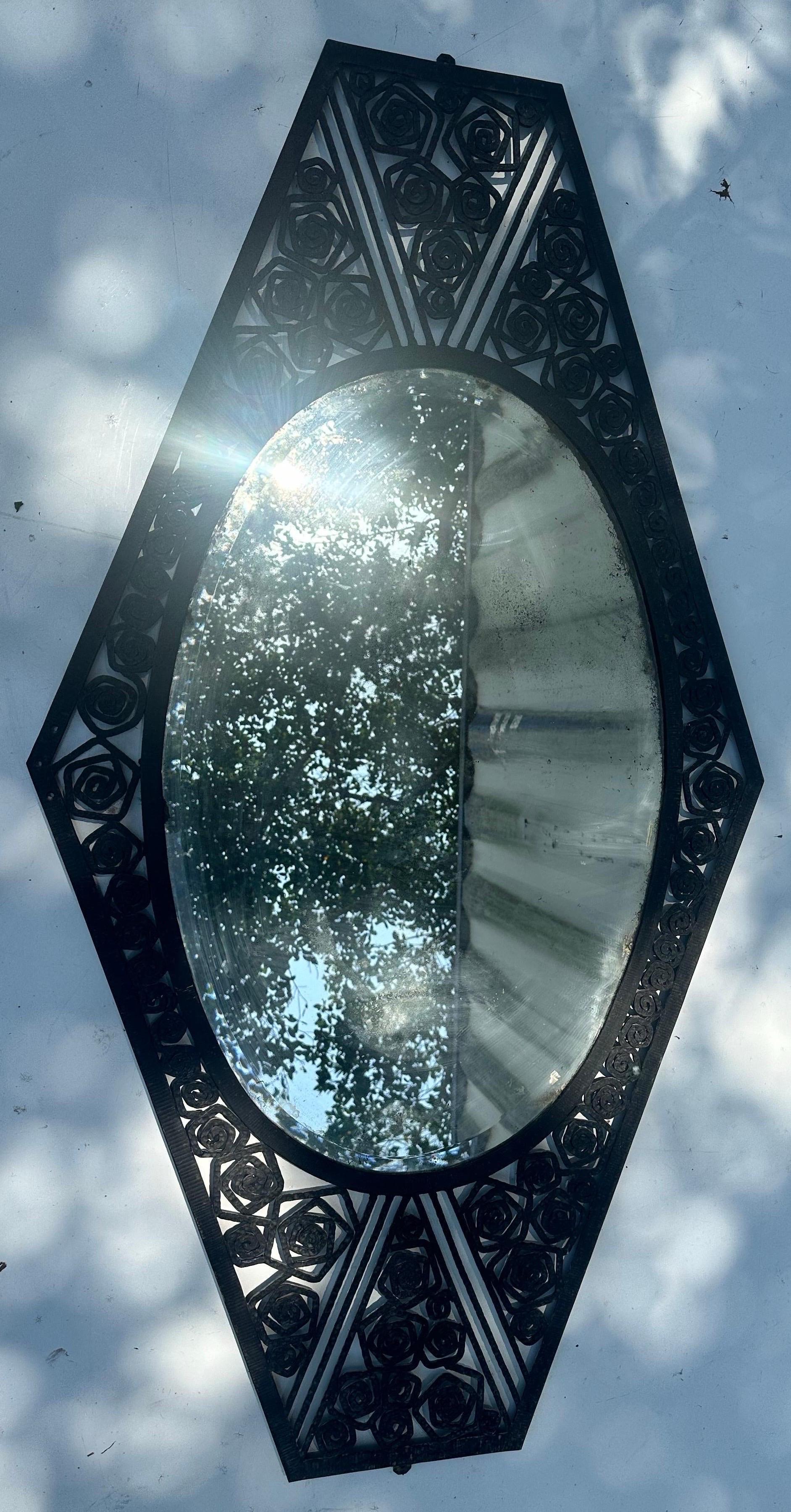 Francese Enorme specchio francese in ferro battuto Art Deco Mirror in vendita