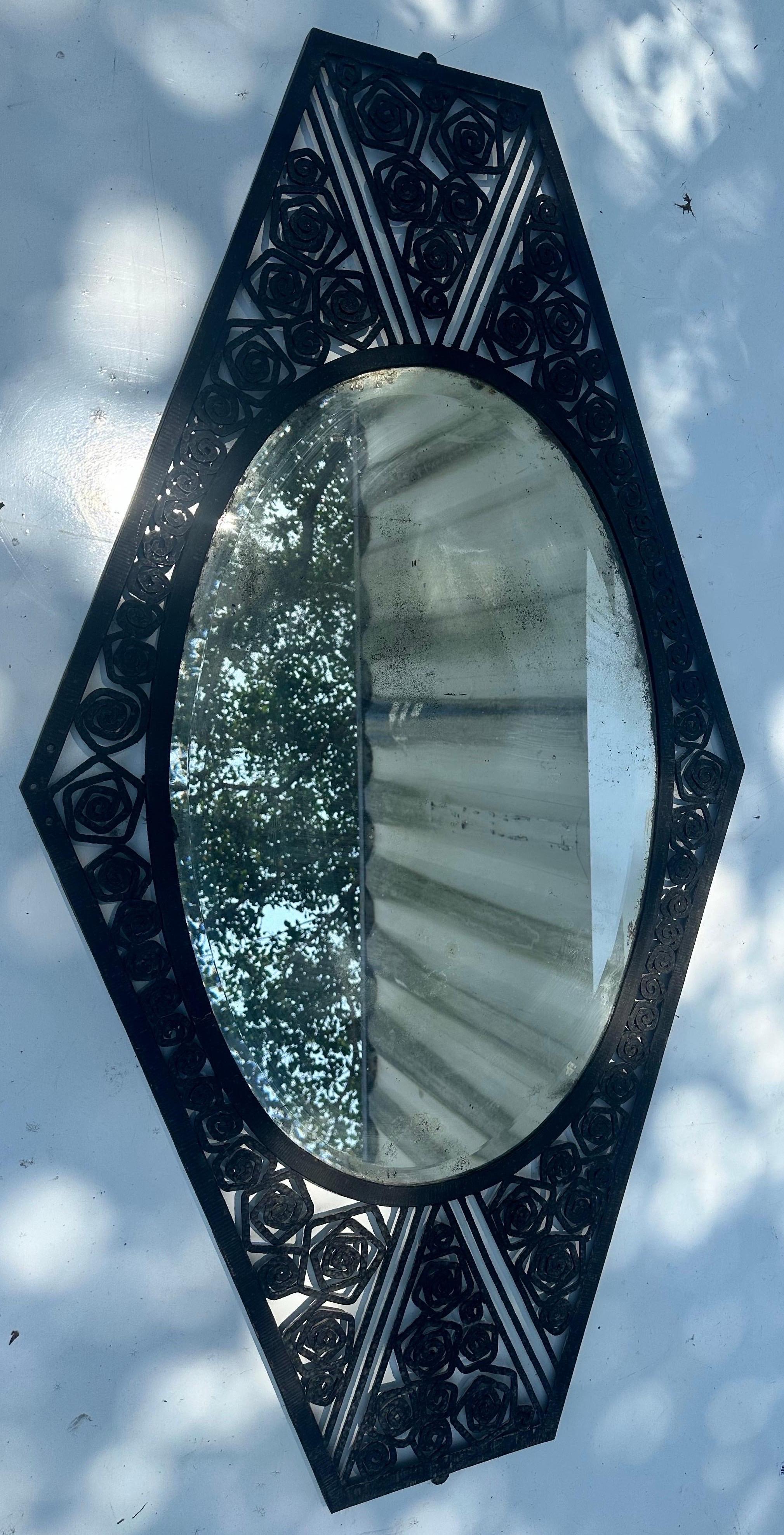 Specchio Enorme specchio francese in ferro battuto Art Deco Mirror in vendita