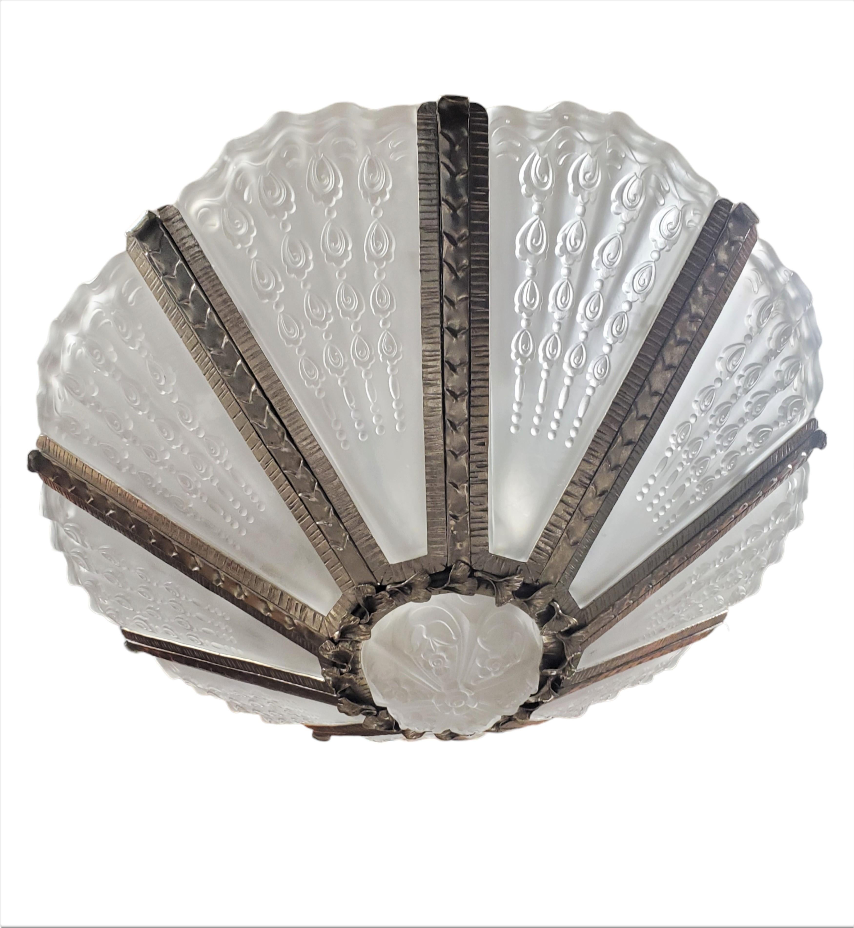 20ième siècle Grand lustre d'art givré + fer forgé à la main, Genet et Michon en vente