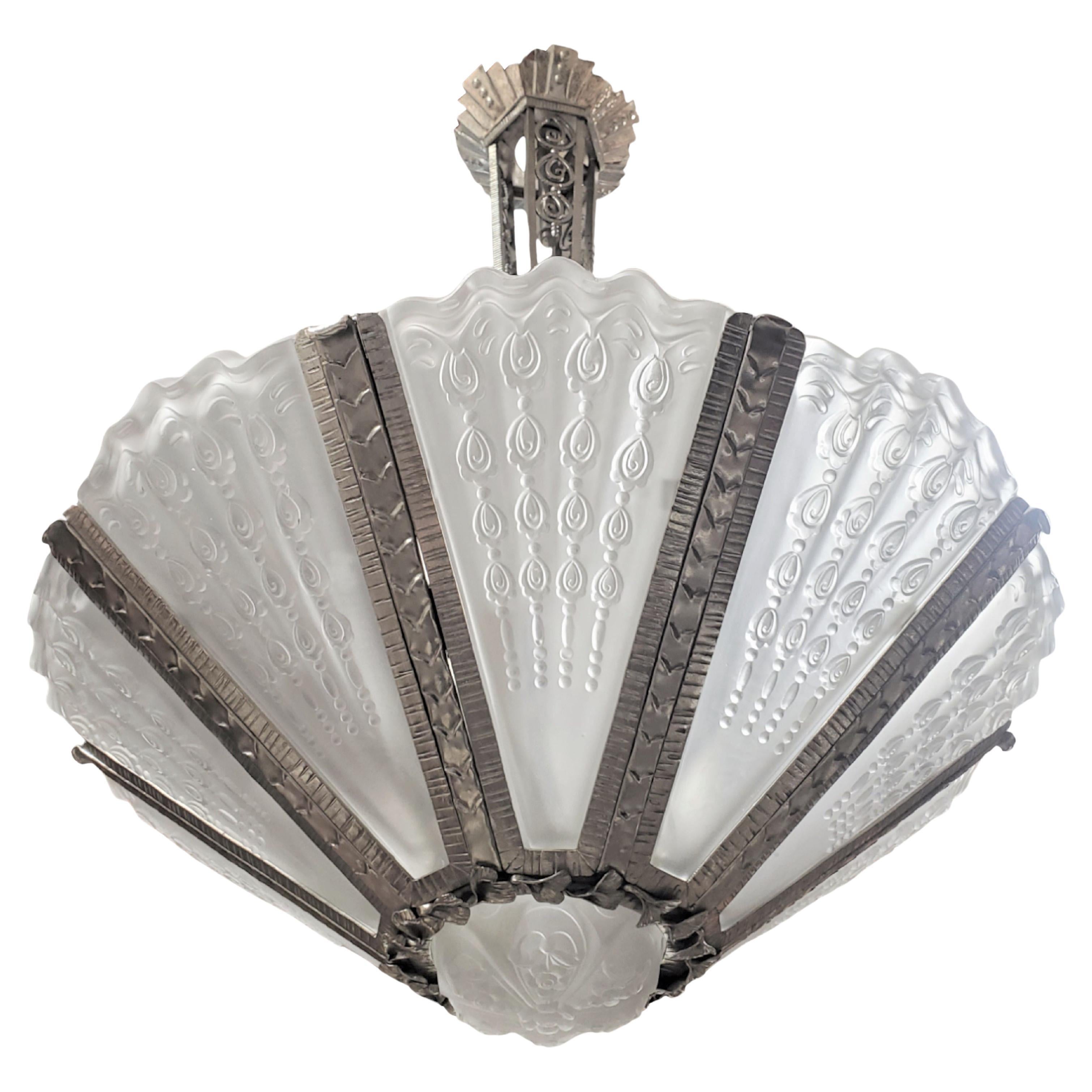 Grand lustre d'art givré + fer forgé à la main, Genet et Michon en vente