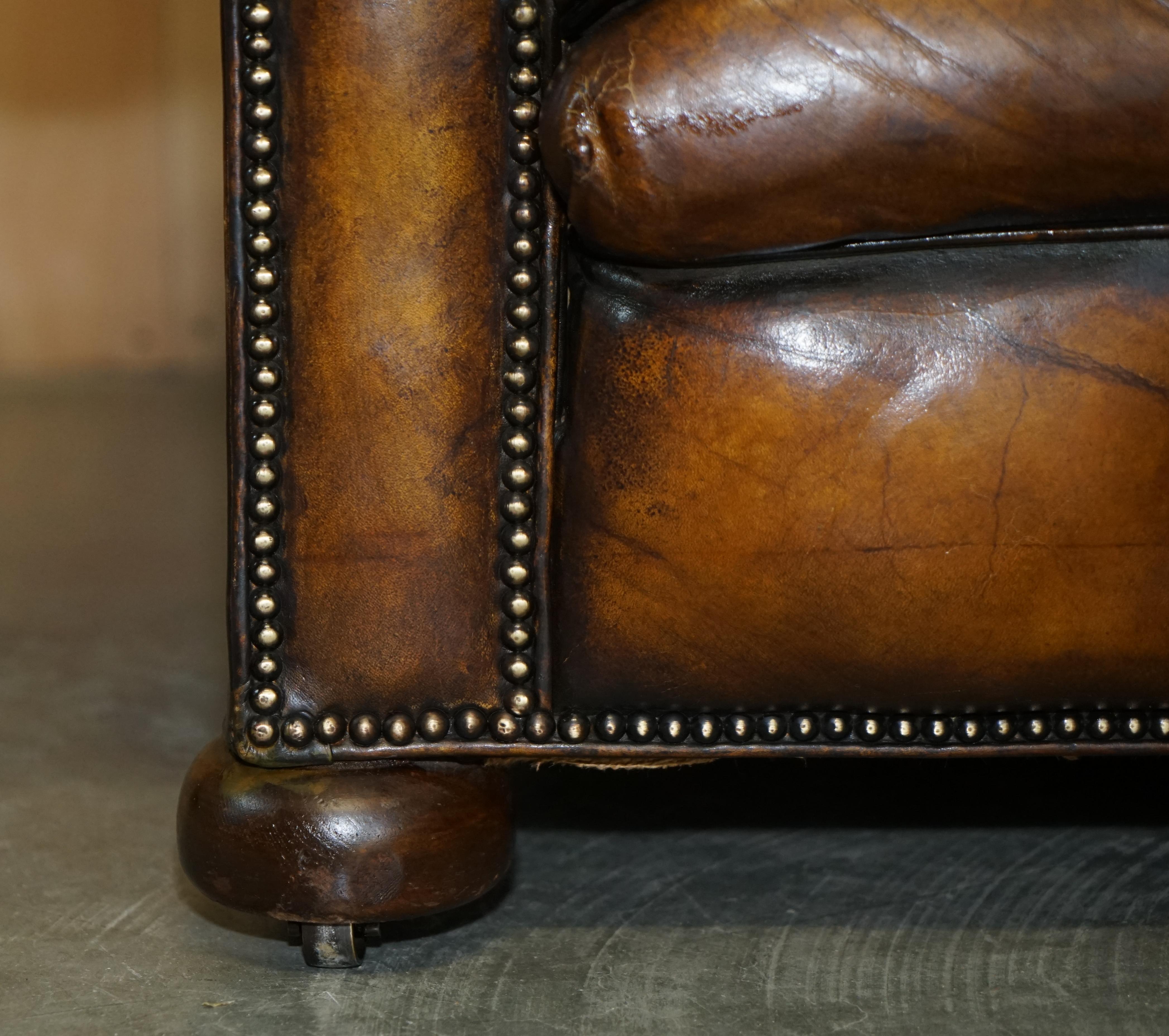 Huge Fully Restored Antique Chesterfield Club Armchair Whisky Brown Leather For Sale 4