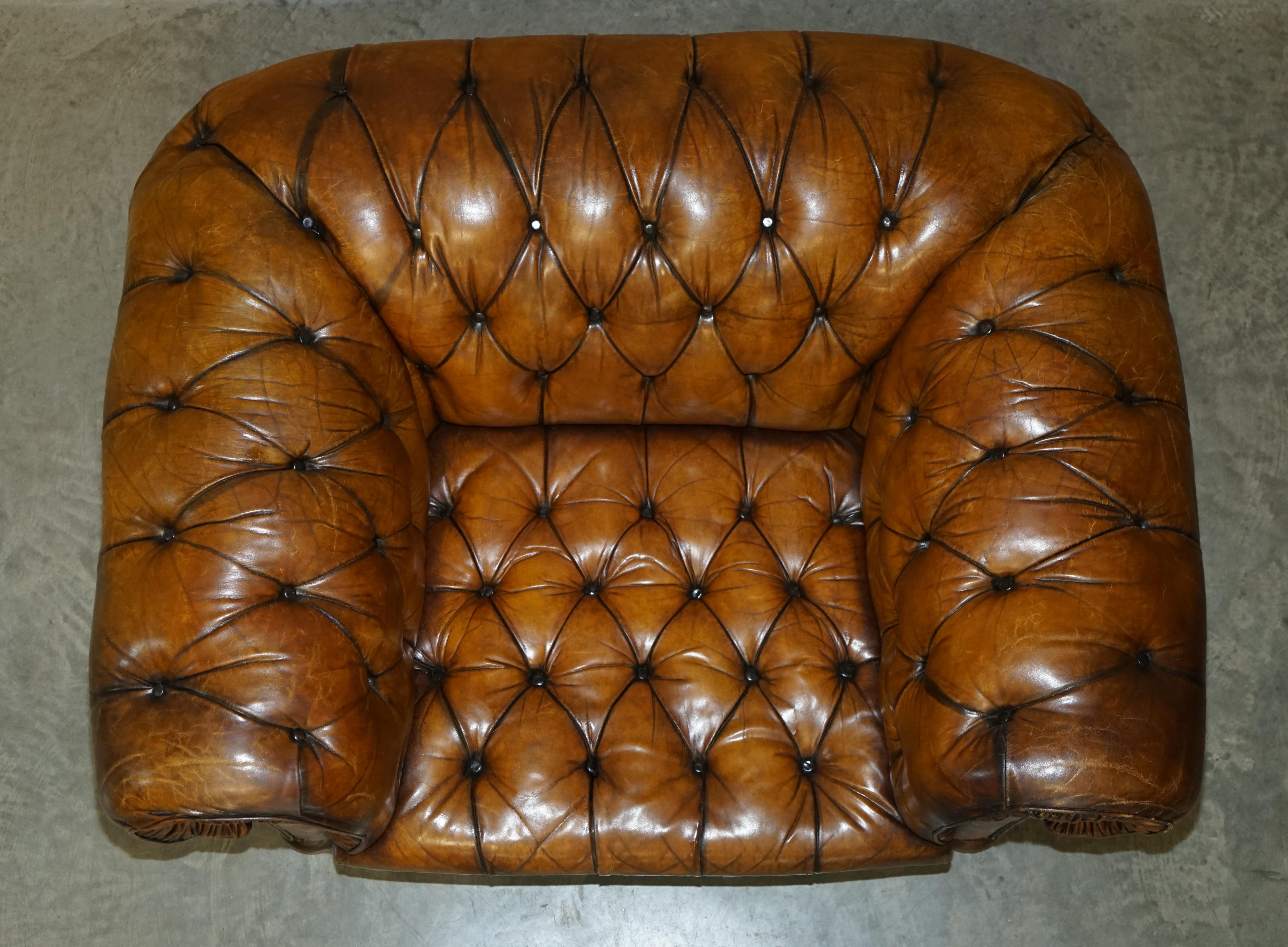 Huge Fully Restored Antique Chesterfield Club Armchair Whisky Brown Leather For Sale 8