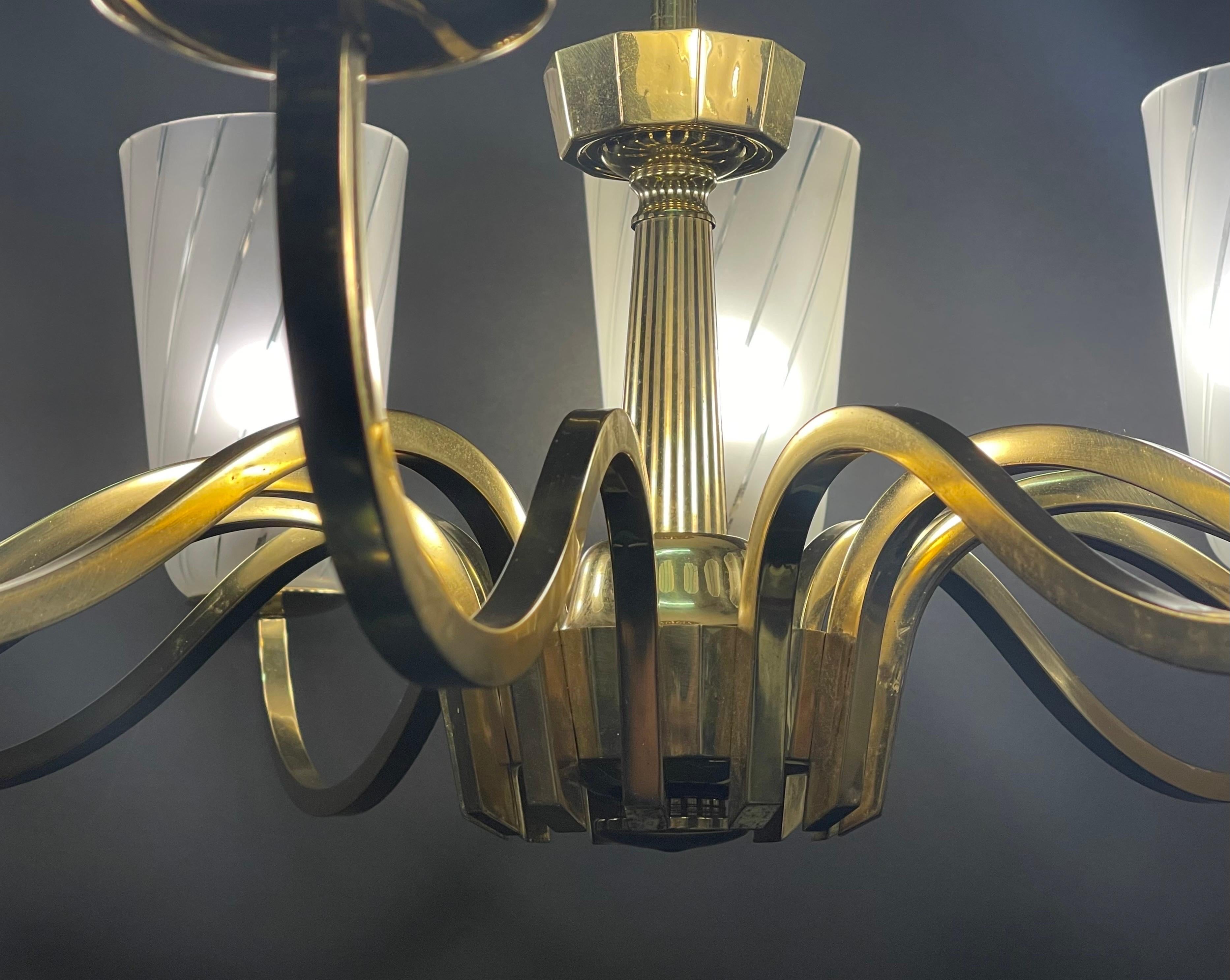 Huge German Art Deco Polished Brass and Frosted Glass Chandelier, 1940s For Sale 6