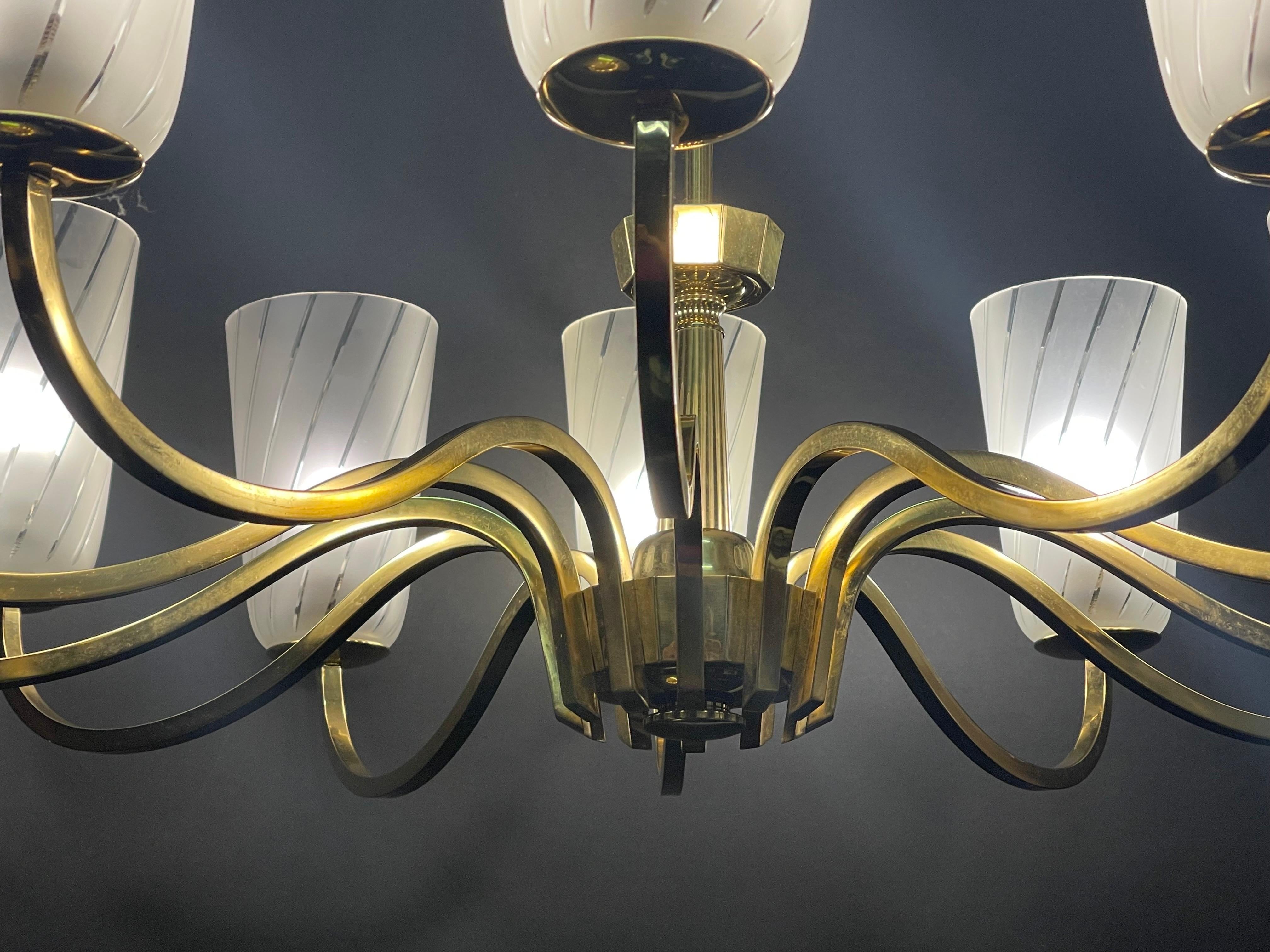 Huge German Art Deco Polished Brass and Frosted Glass Chandelier, 1940s For Sale 7