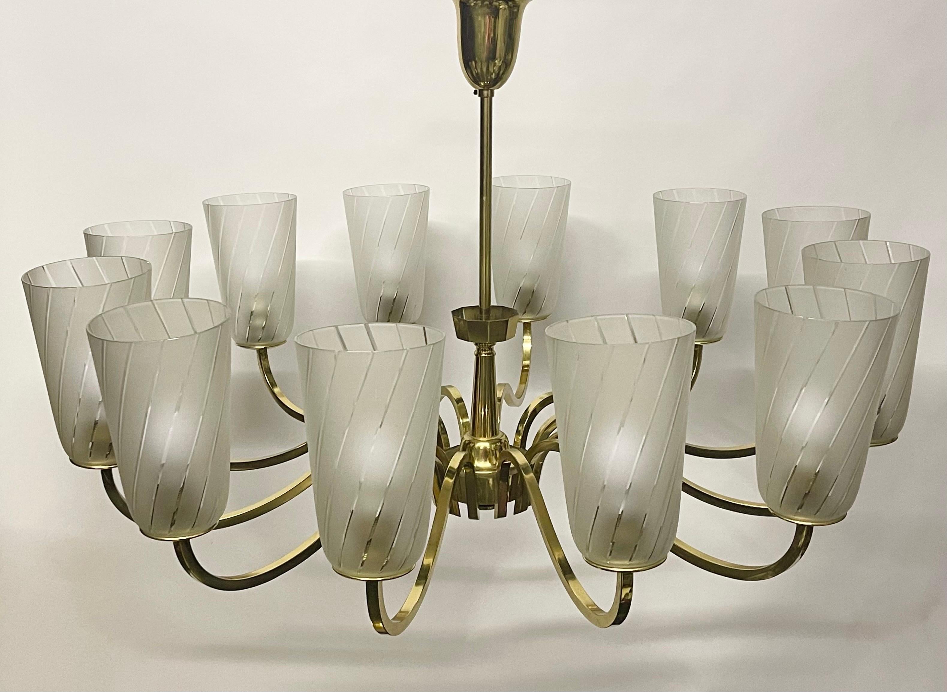 Huge German Art Deco Polished Brass and Frosted Glass Chandelier, 1940s For Sale 13