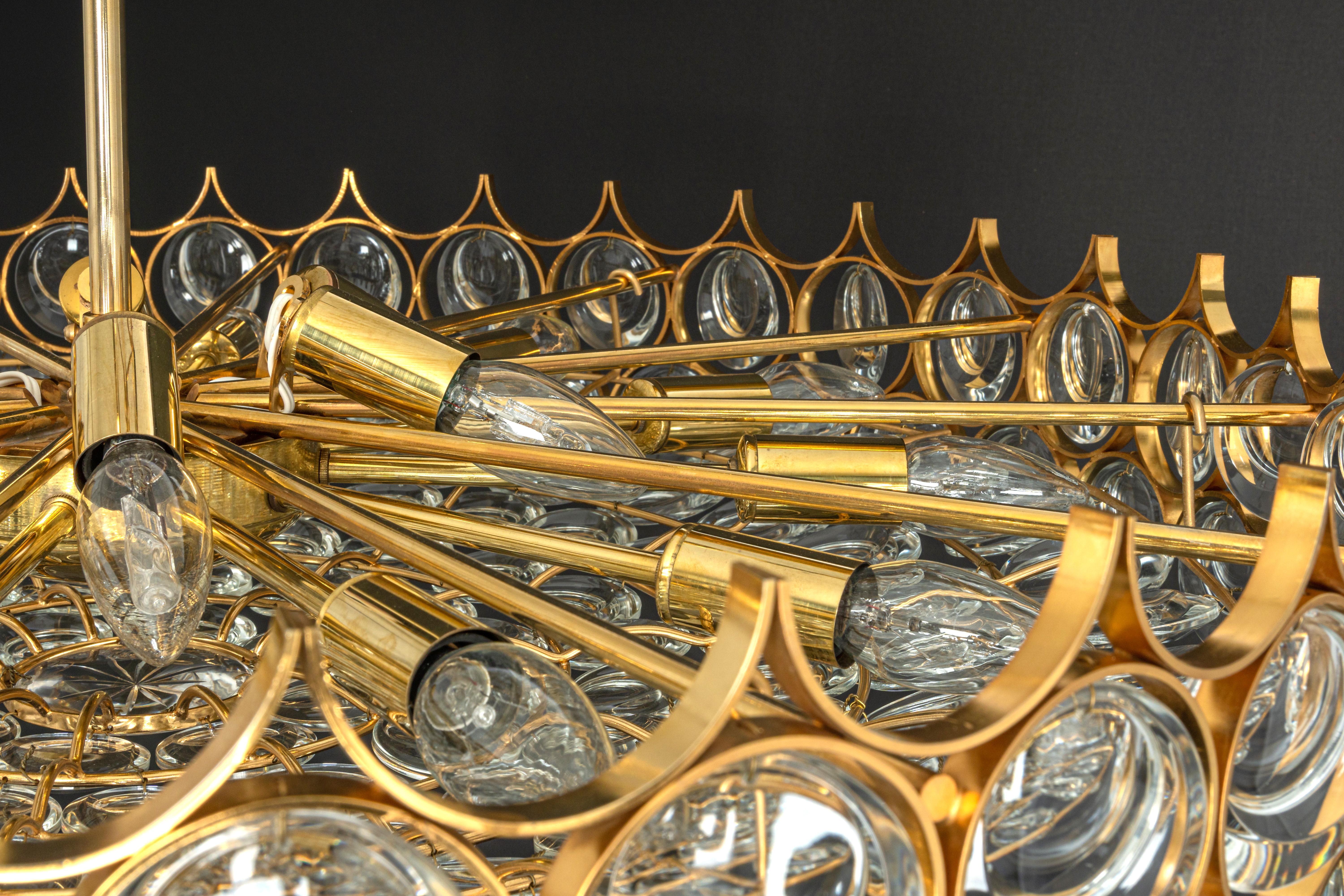 Huge Gilt Brass and Crystal Chandelier, Sciolari Design by Palwa, Germany, 1970s For Sale 5