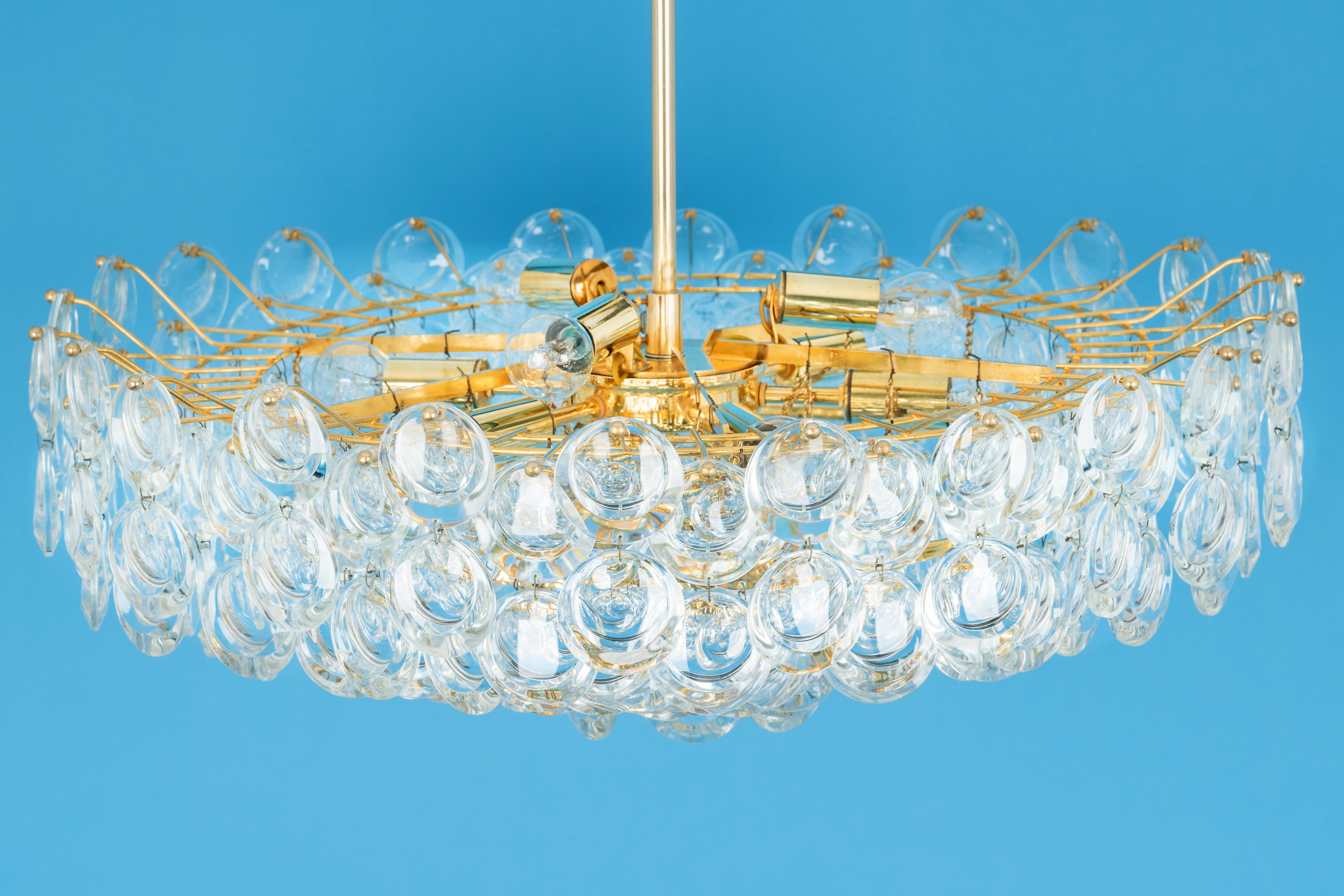 Huge Gilt Brass and Crystal Chandelier, Sciolari Design by Palwa, Germany, 1970s For Sale 3