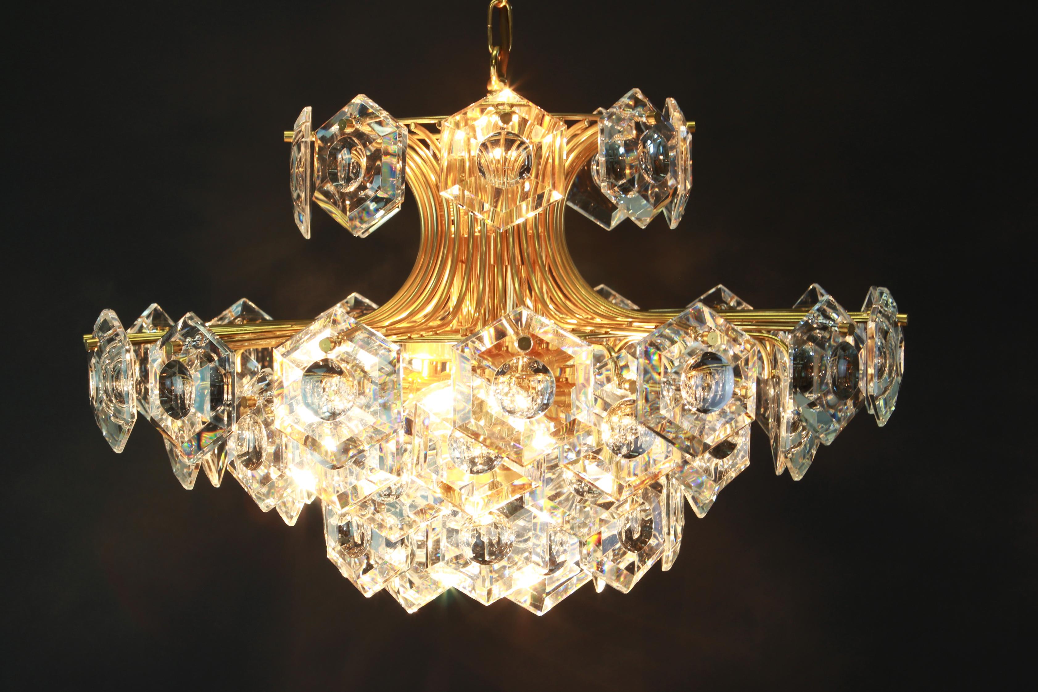 Mid-20th Century Huge Gilt Brass and Crystal Glass Chandelier by Kinkeldey, Germany, 1960s For Sale