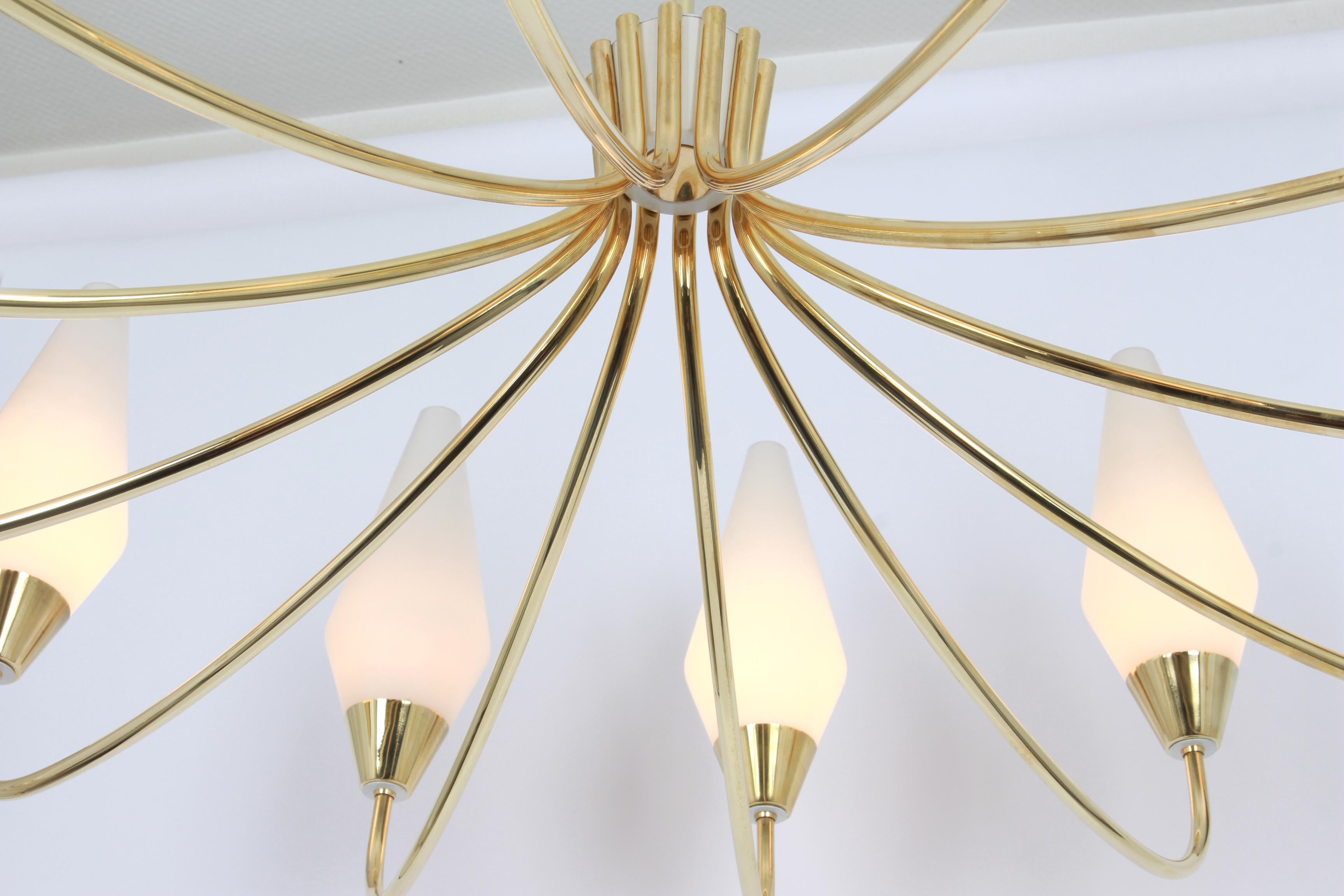 Mid-Century Modern Huge Glass Classic Chandelier, in the Style of Stilnovo, 1950s For Sale