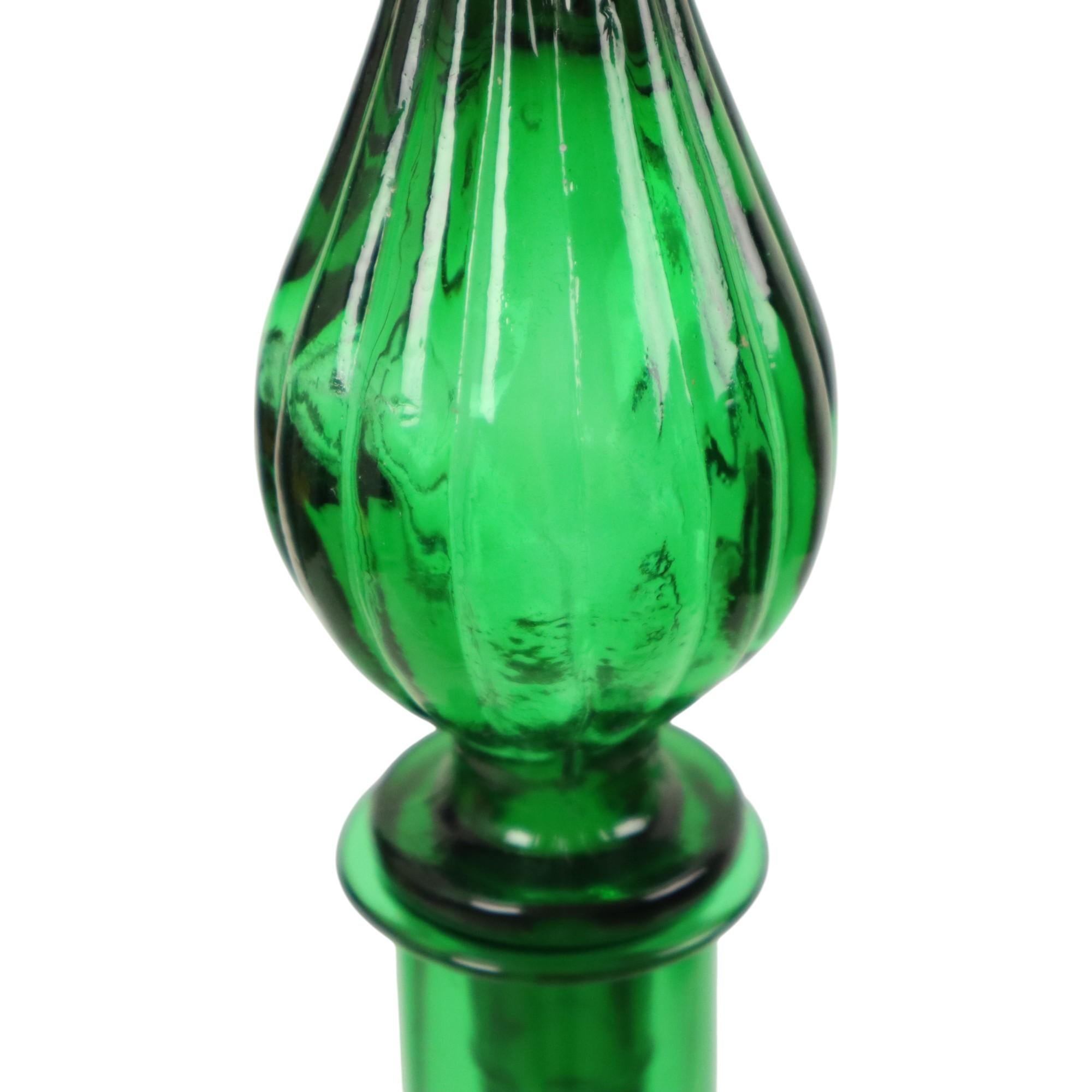 Grande Carafe en verre vert Bouteille Genie Empoli Italie 63cm en vente 4