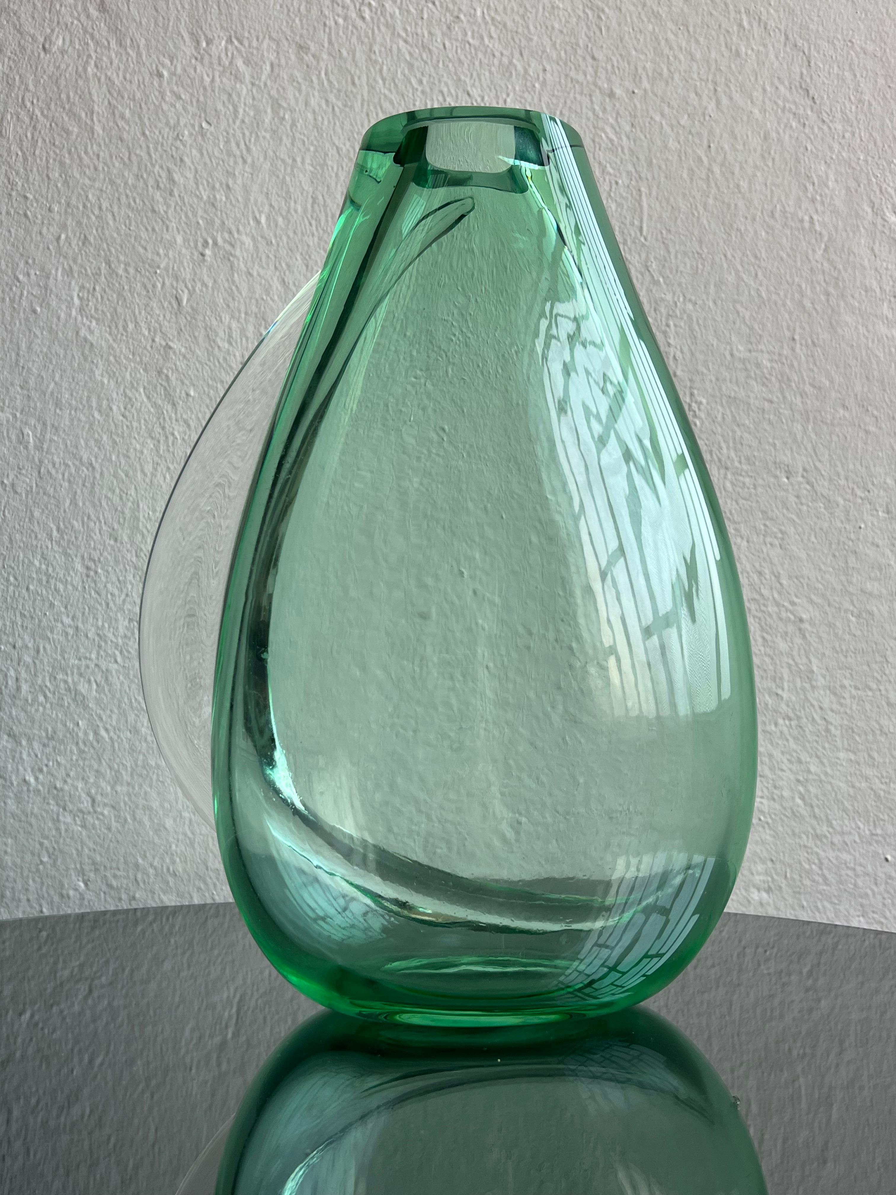 Enorme jarrón verde de cristal de Murano del maestro artesano Flavio Poli Años 70 en venta 7