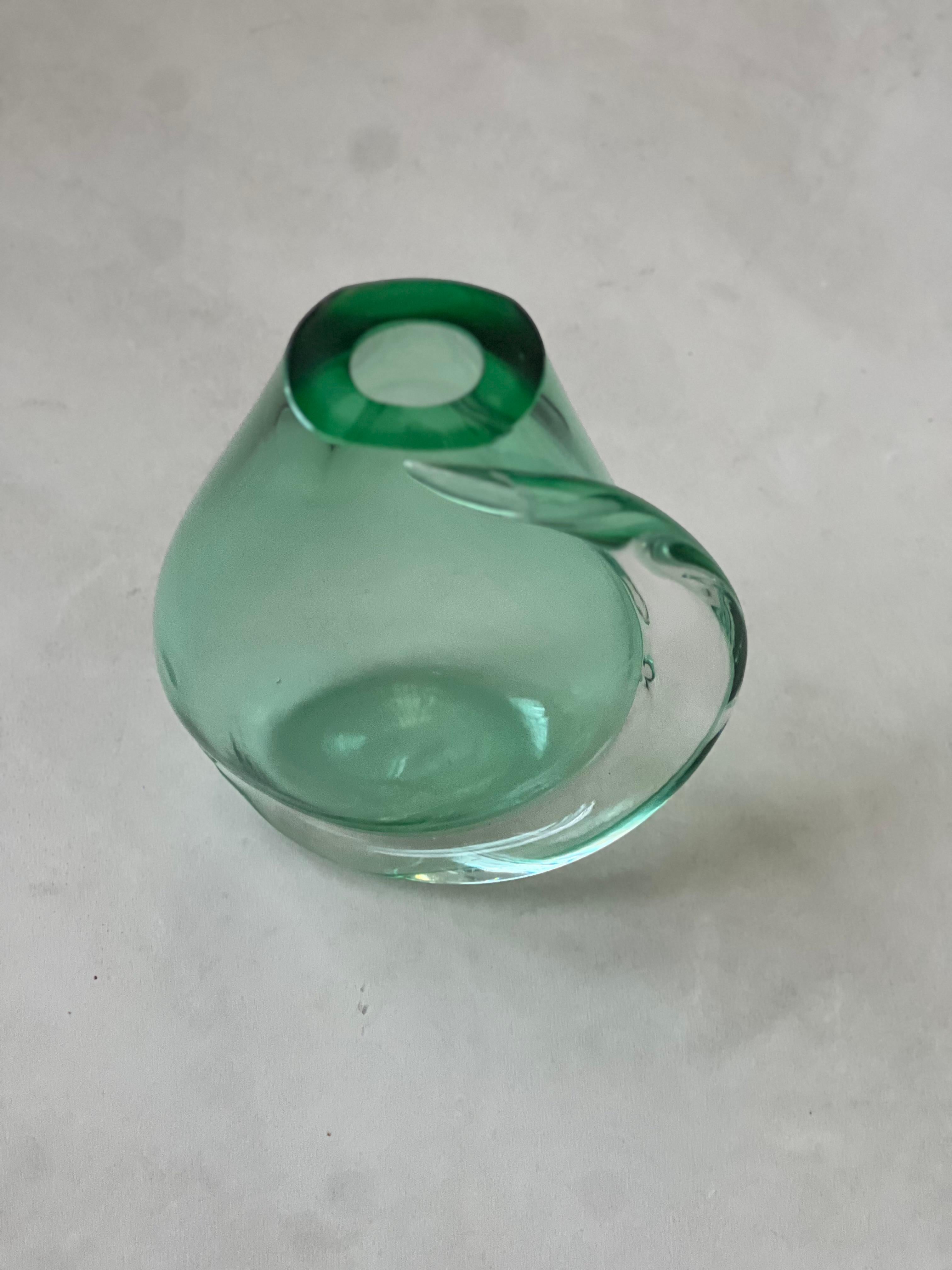 Enorme jarrón verde de cristal de Murano del maestro artesano Flavio Poli Años 70 en venta 11