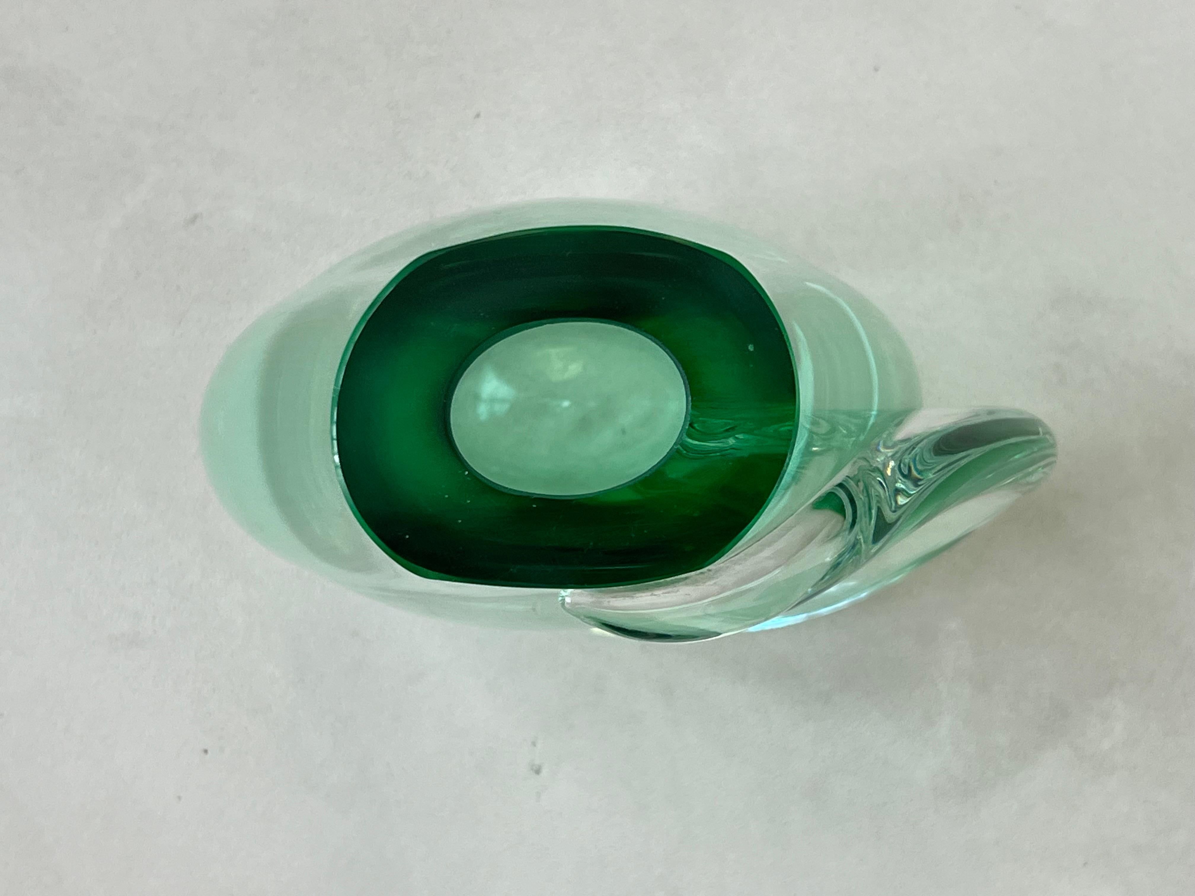 Enorme jarrón verde de cristal de Murano del maestro artesano Flavio Poli Años 70 en venta 12