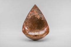 Großer handgeschmiedeter „Hammered“ Metallkünstler-Wandkerzenhalter, 1950er Jahre