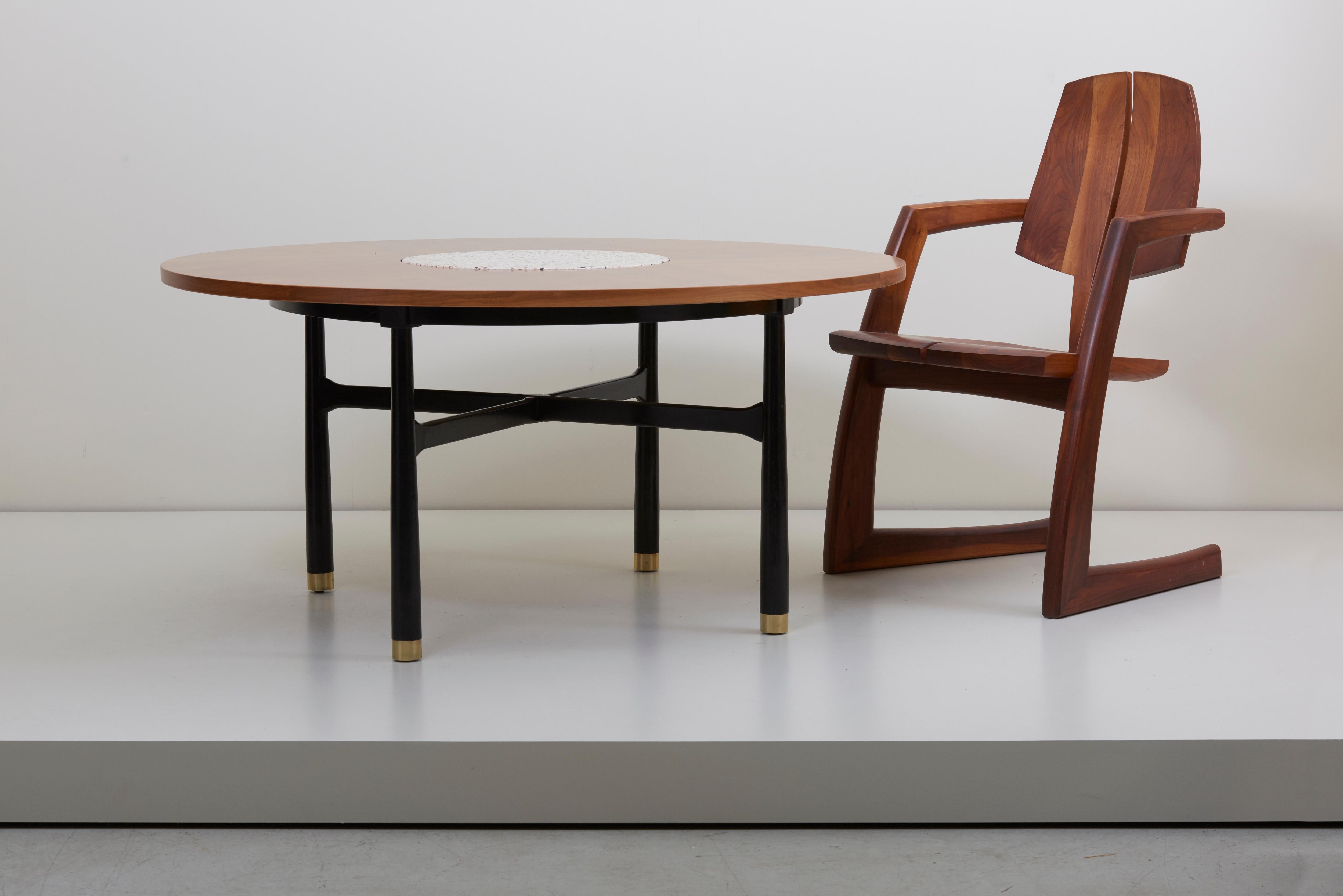 Huge Harvey Probber-Tisch aus Nussbaum und Terrazzo-Marmor (Moderne der Mitte des Jahrhunderts) im Angebot