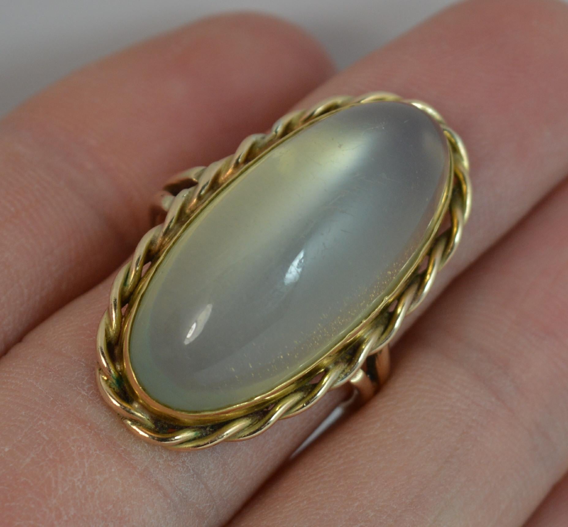 Huge Impressive Moonstone Agate 9 Carat Gold Statement Solitaire Ring In Good Condition In St Helens, GB