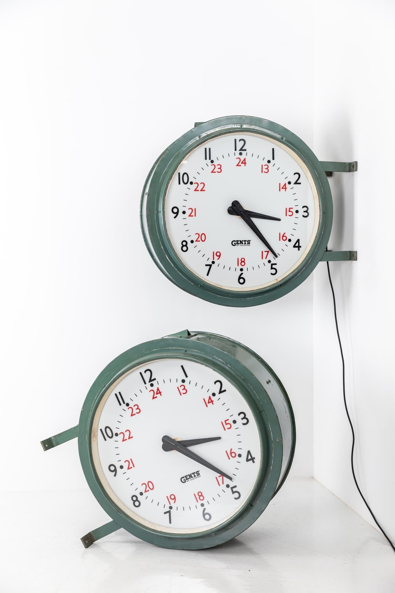 Huge Industrial Illuminated Double Sided Gents of Leicester Railway Clock. c1930 3