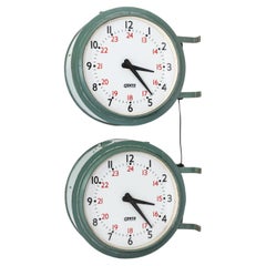 Énorme horloge industrielle éclairée à deux faces Gents of Leicester Railway Clock. c1930
