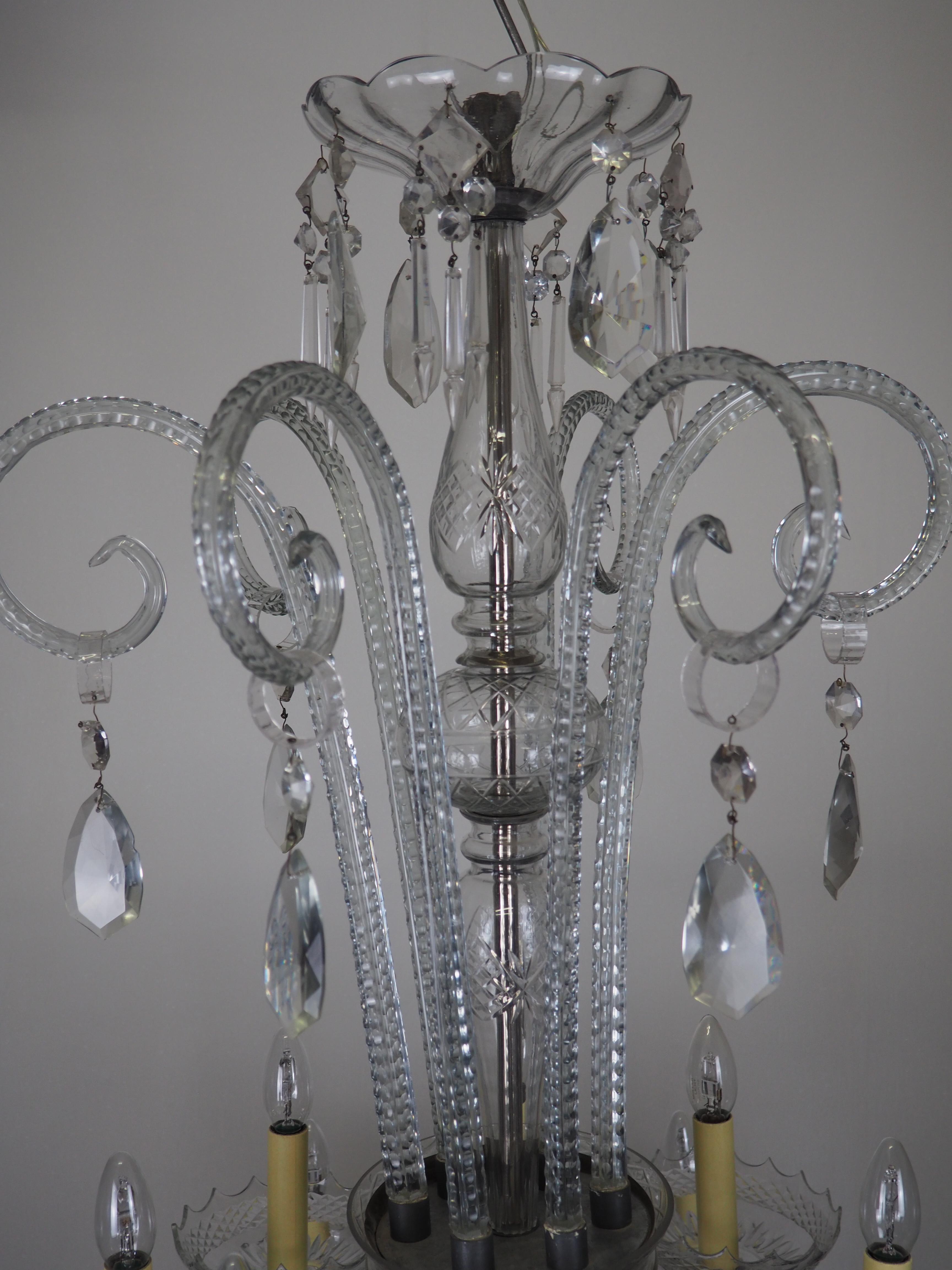 Italiano Stupefacente  Lampadario a 16 luci in cristallo di Murano, circa 1920 in vendita