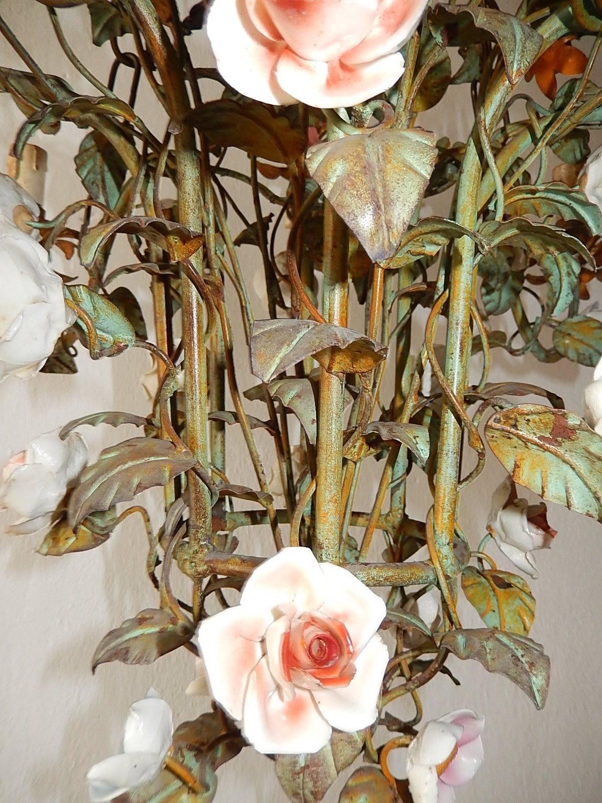 Huge Italian 1870 Tole Polychrome Eight-Light Porcelain Flowers Chandelier 7