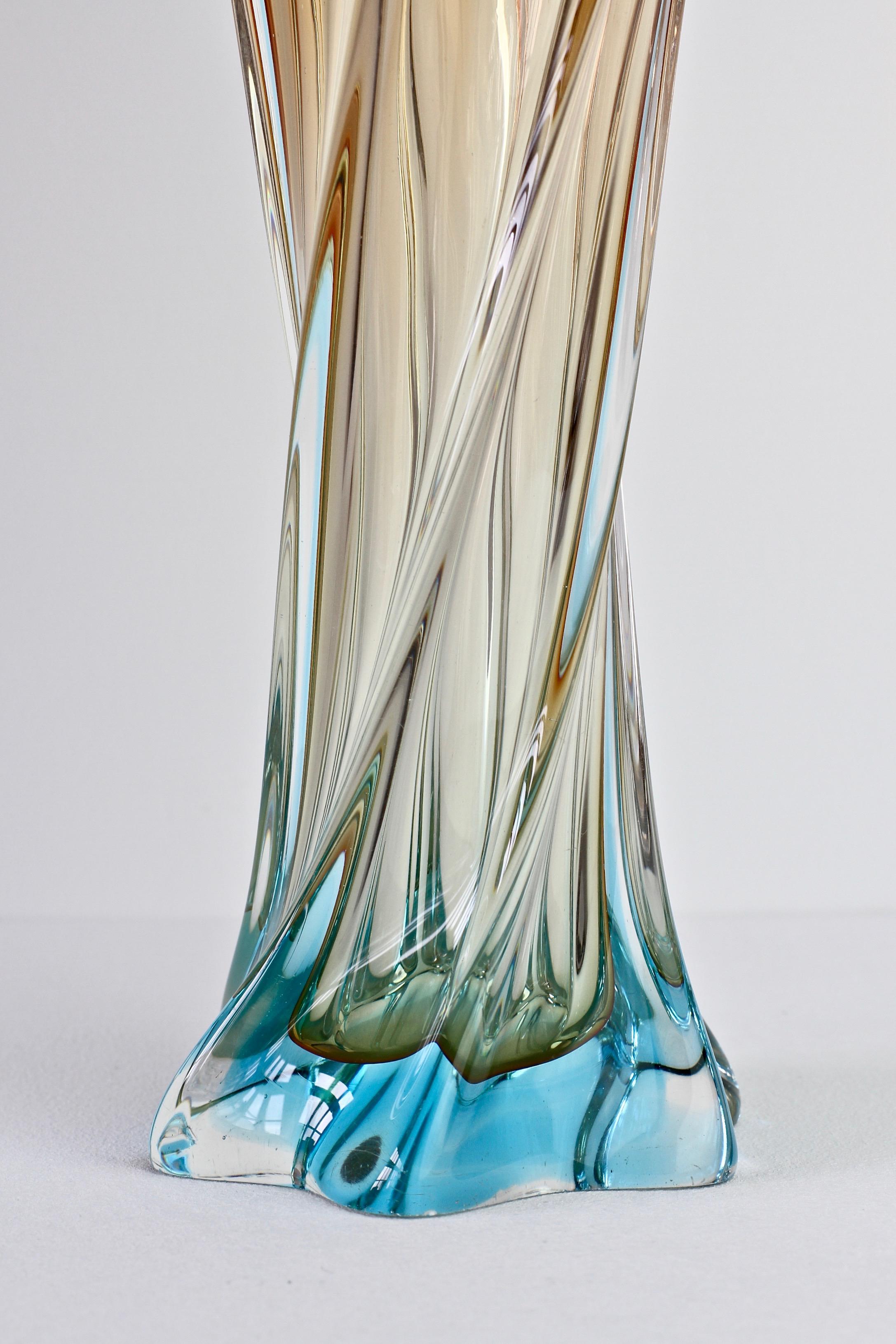 Huge Italian Vintage Mid-Century Murano Style Twisted Glass Vase circa 1950s 6