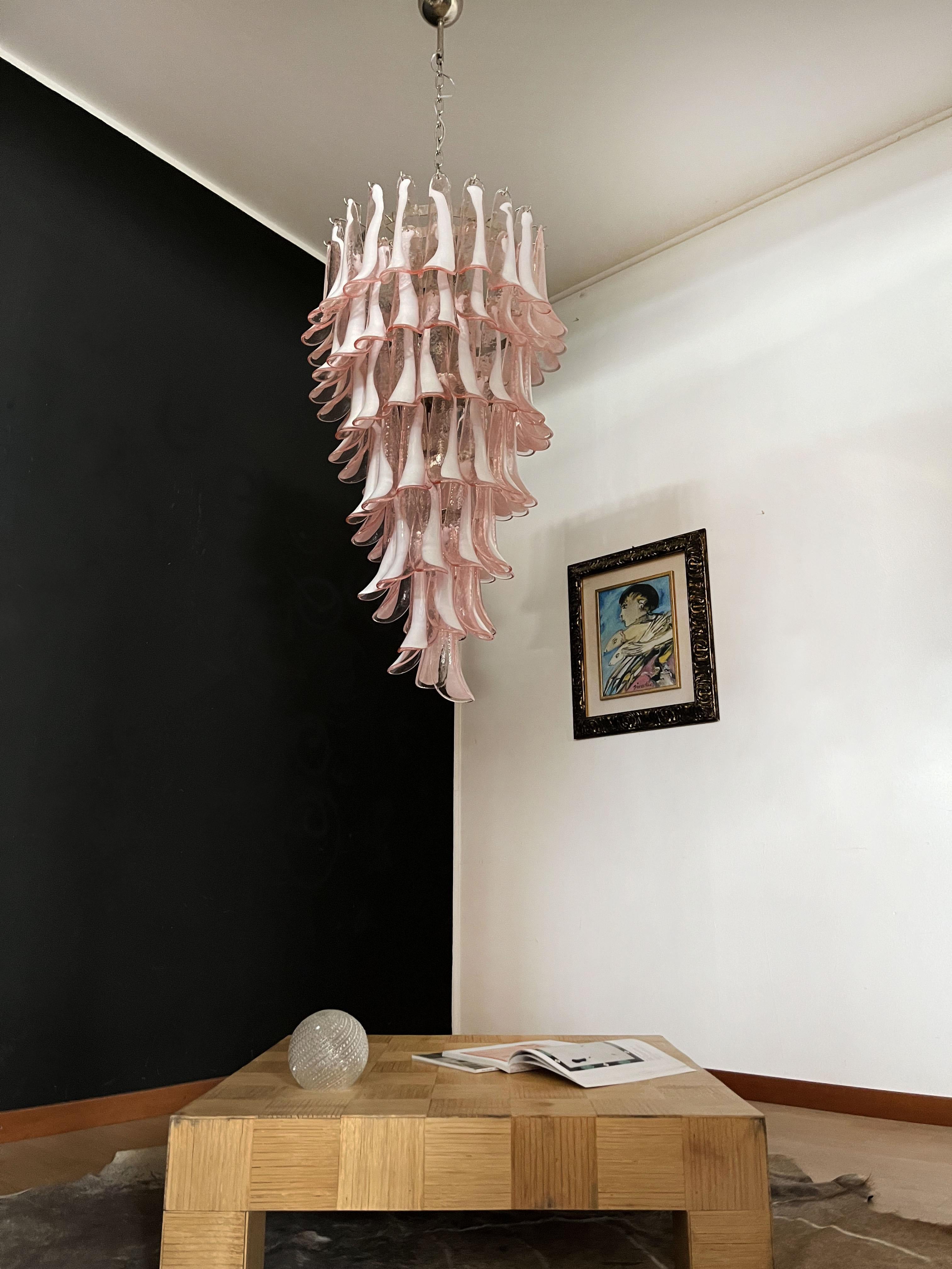 Huge Italian Murano Glass Spiral Chandelier, 83 Pink Glass Petals For Sale 7