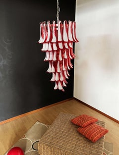 Grand lustre italien en verre de Murano, 83 pétales de verre rose