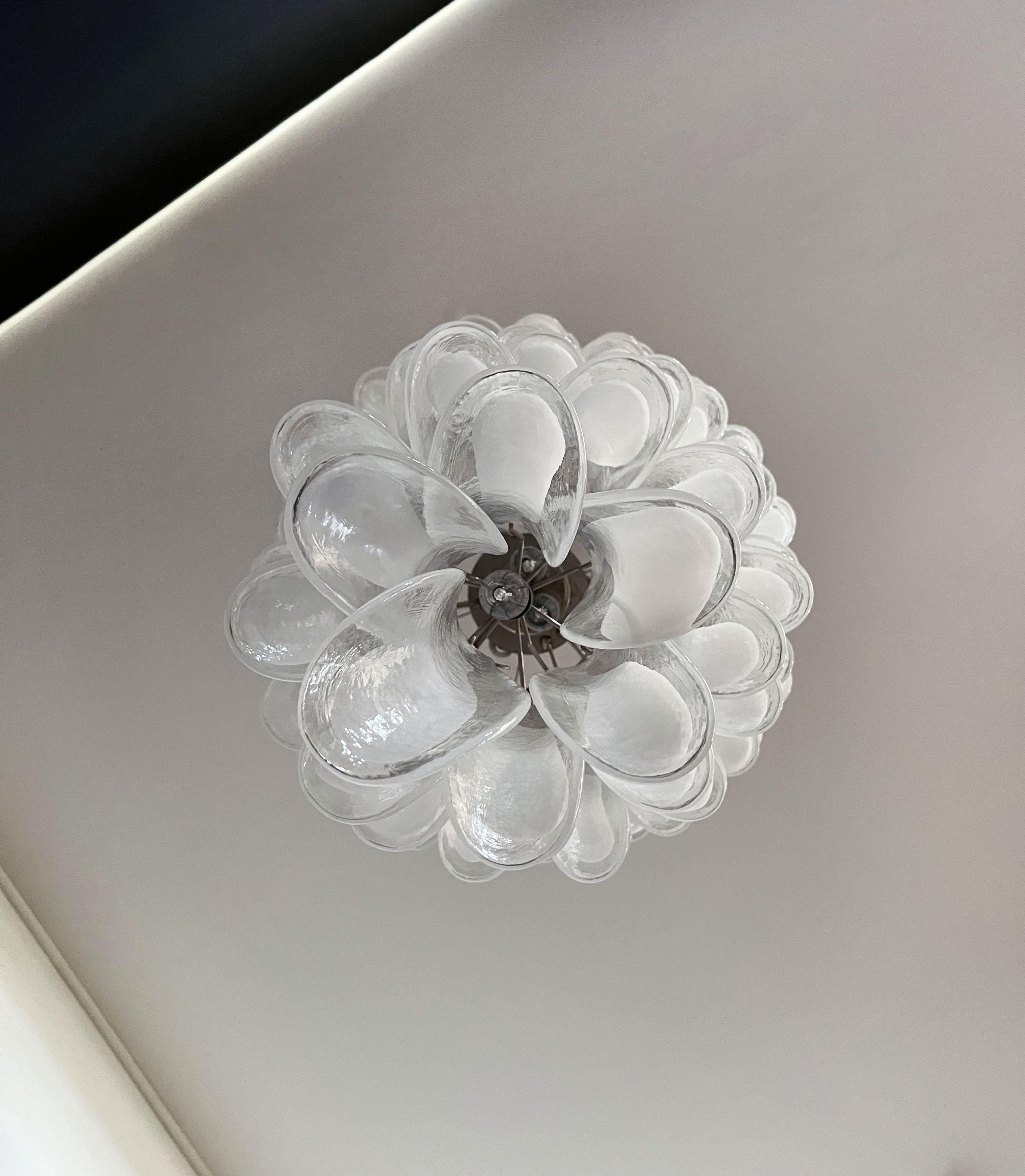 Huge Italian Murano Glass Spiral Chandelier, 83 White Glass Petals For Sale 5