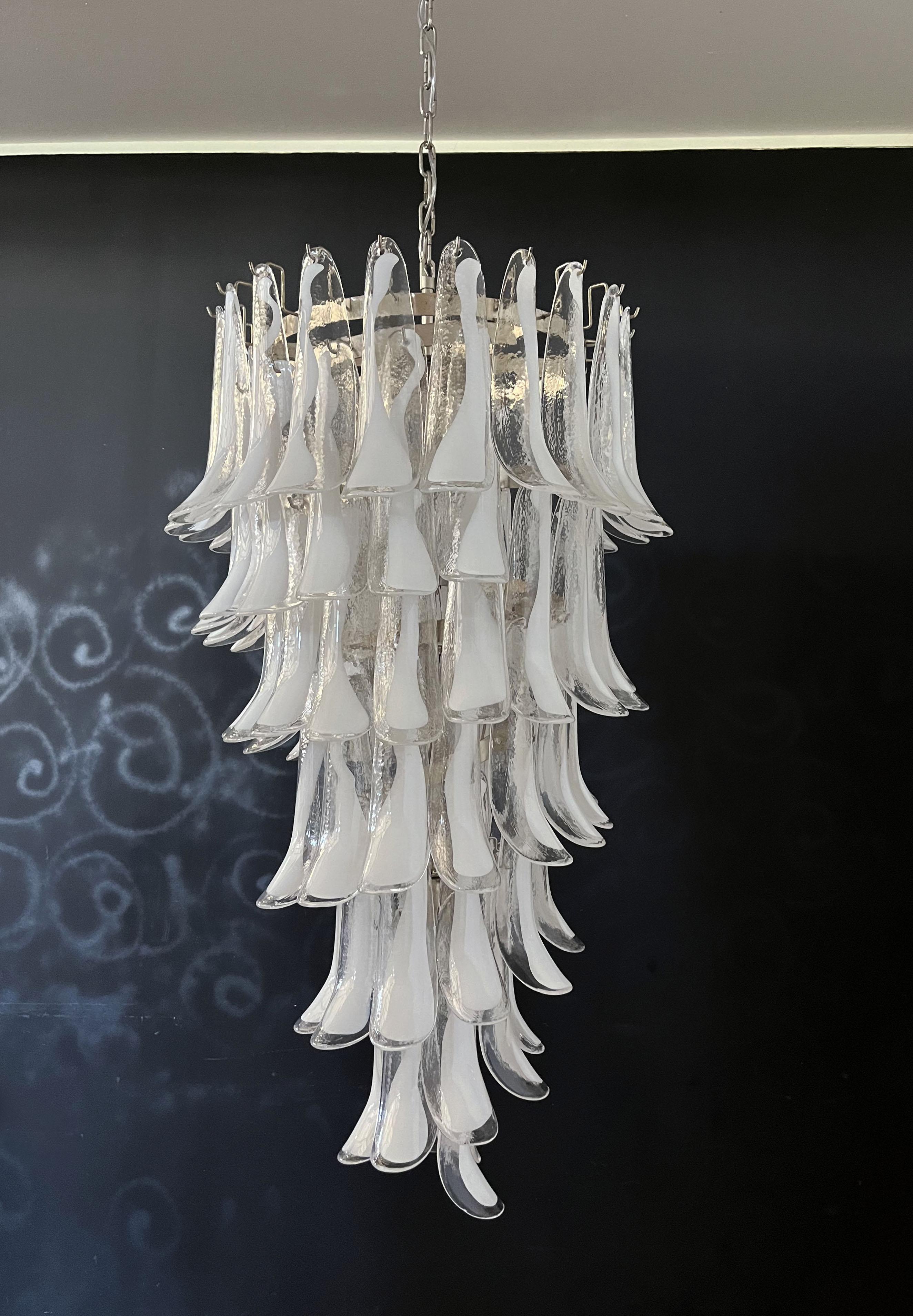 Huge Italian Murano Glass Spiral Chandelier, 83 White Glass Petals For Sale 13