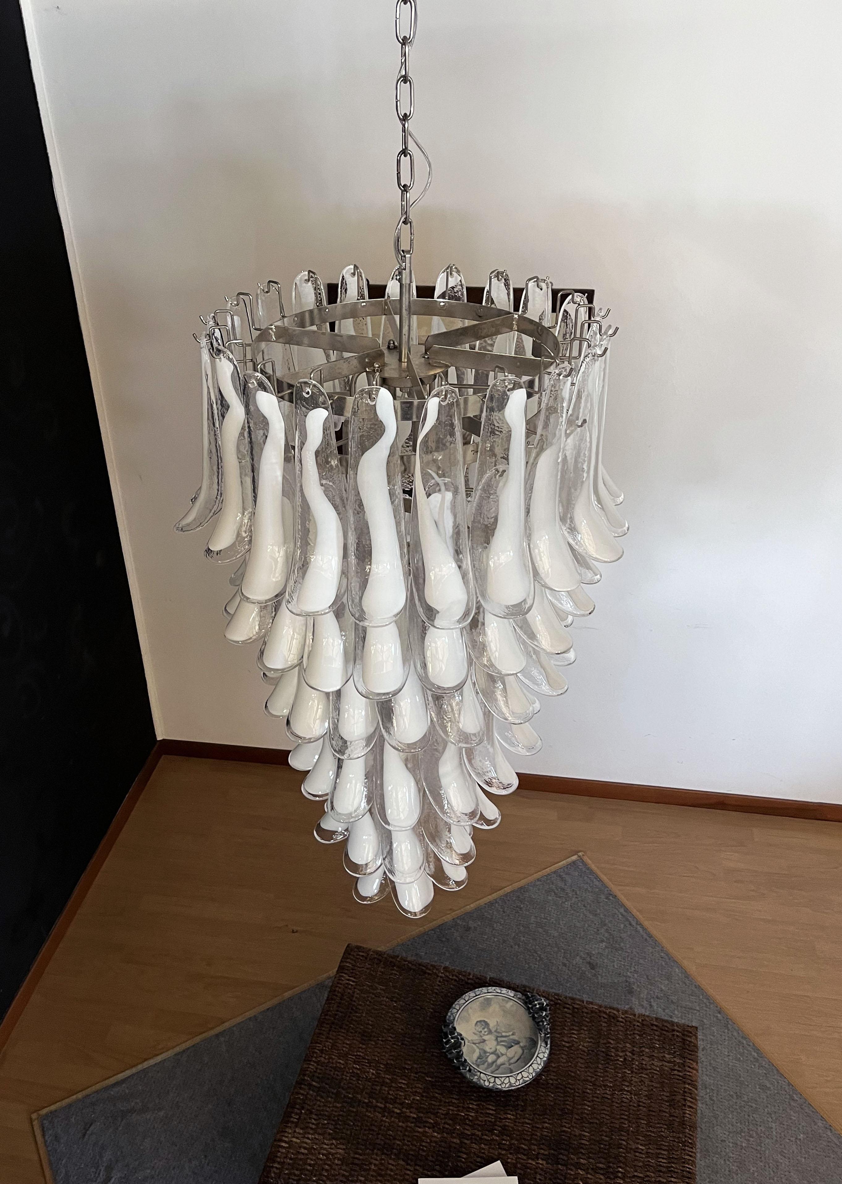 20th Century Huge Italian Murano Glass Spiral Chandelier, 83 White Glass Petals For Sale
