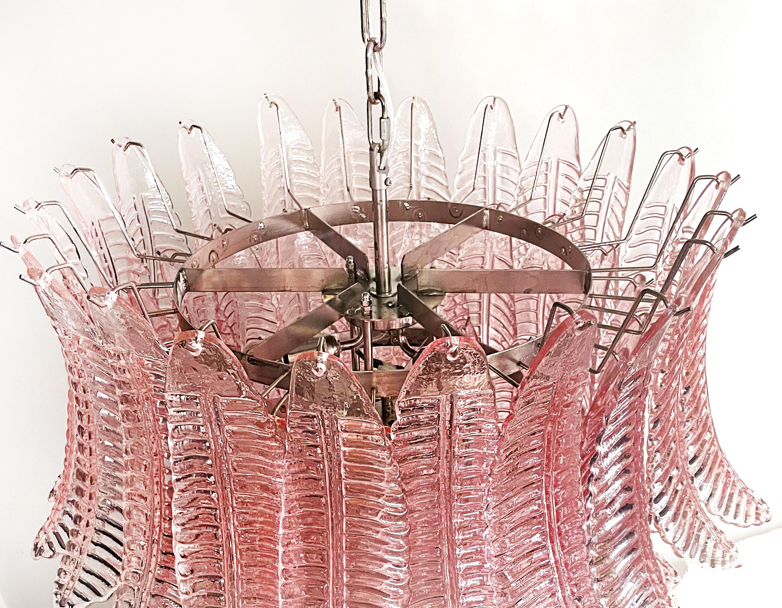 Mid-Century Modern Huge Italian Murano Pink Felci Glass Chandelier, 75 Glasses For Sale