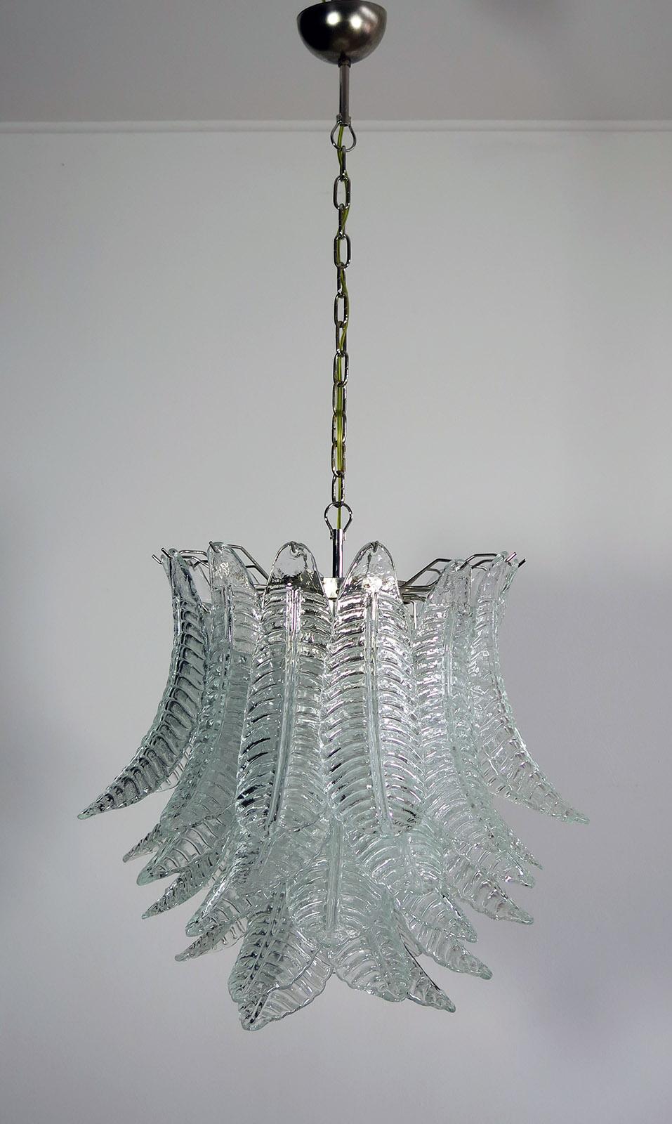 Beautiful and huge Italian Murano Chandelier composed of 41 splendid trasparent glasses that give a very elegant look. The glasses of this chandelier are real works of art.
Period: late XX century
Dimensions: 51,20 inches (130 cm) height with chain;