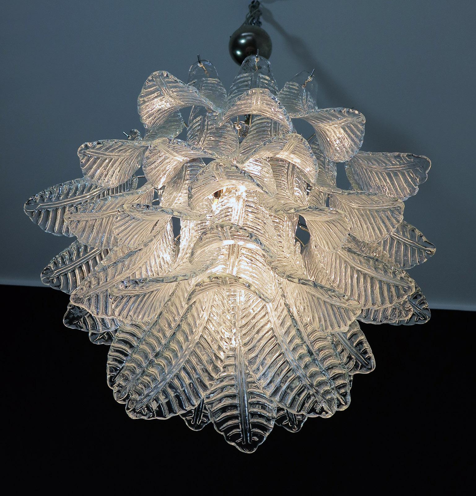 Verre Grand lustre italien en verre de Murano à six niveaux en feutre de Barovier e Toso en vente