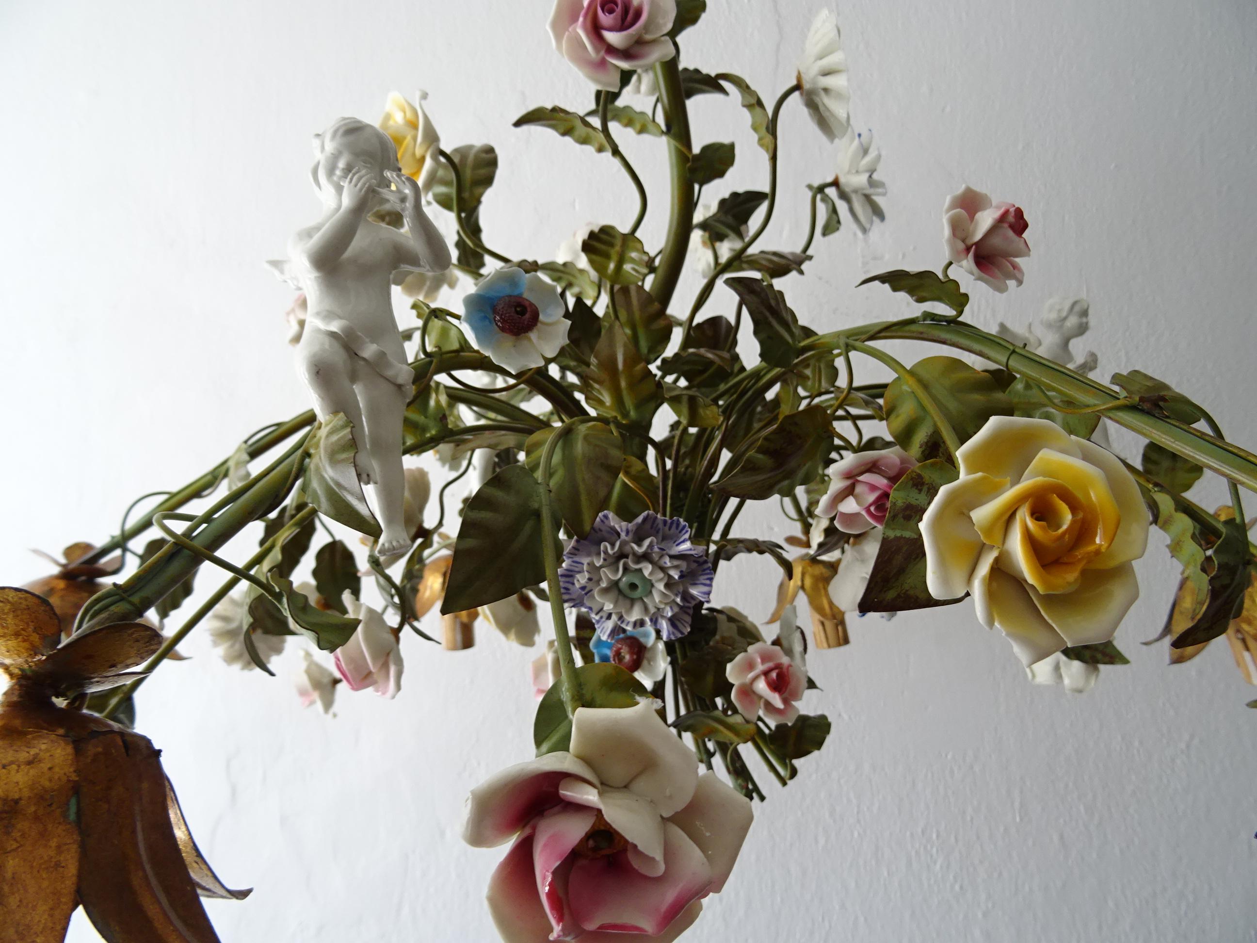Huge Italian Tole Porcelain Flowers & Cherubs Polychrome Chandelier, circa 1870 2