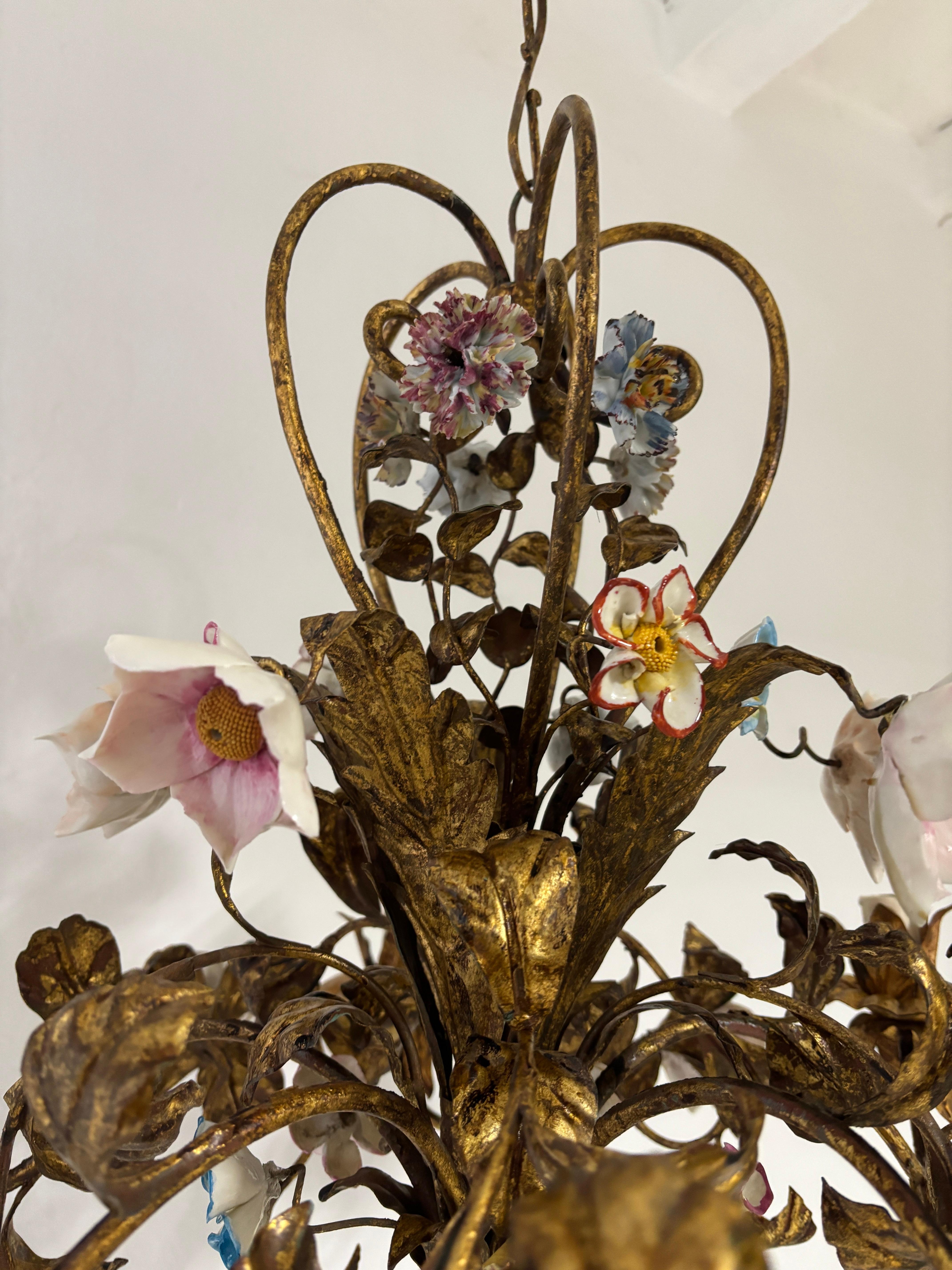 Huge Italian Tole Porcelain Flowers Polychrome Chandelier, circa 1870 Bouquet 7