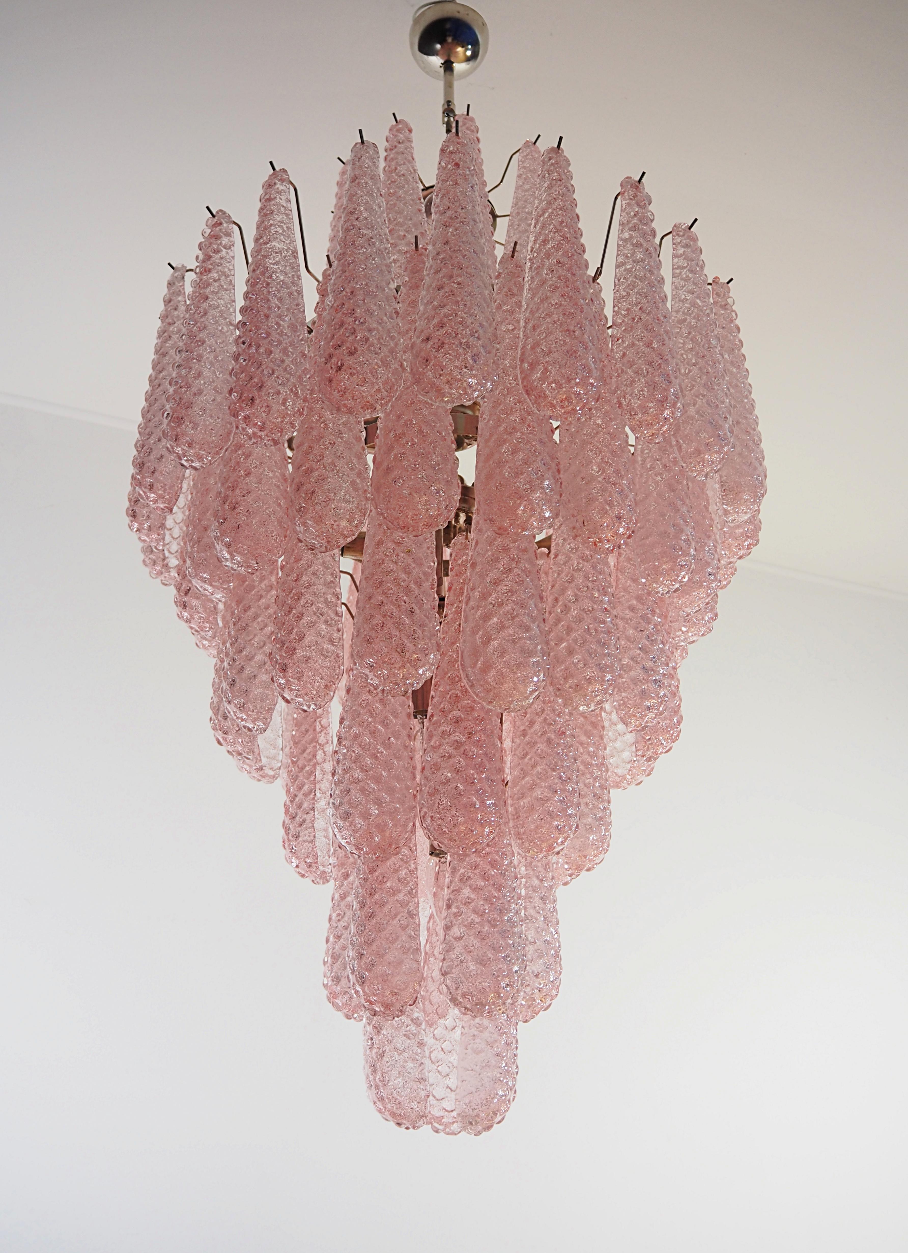 Huge Italian vintage Murano glass chandelier - 85 glass PINK petals drop For Sale 8
