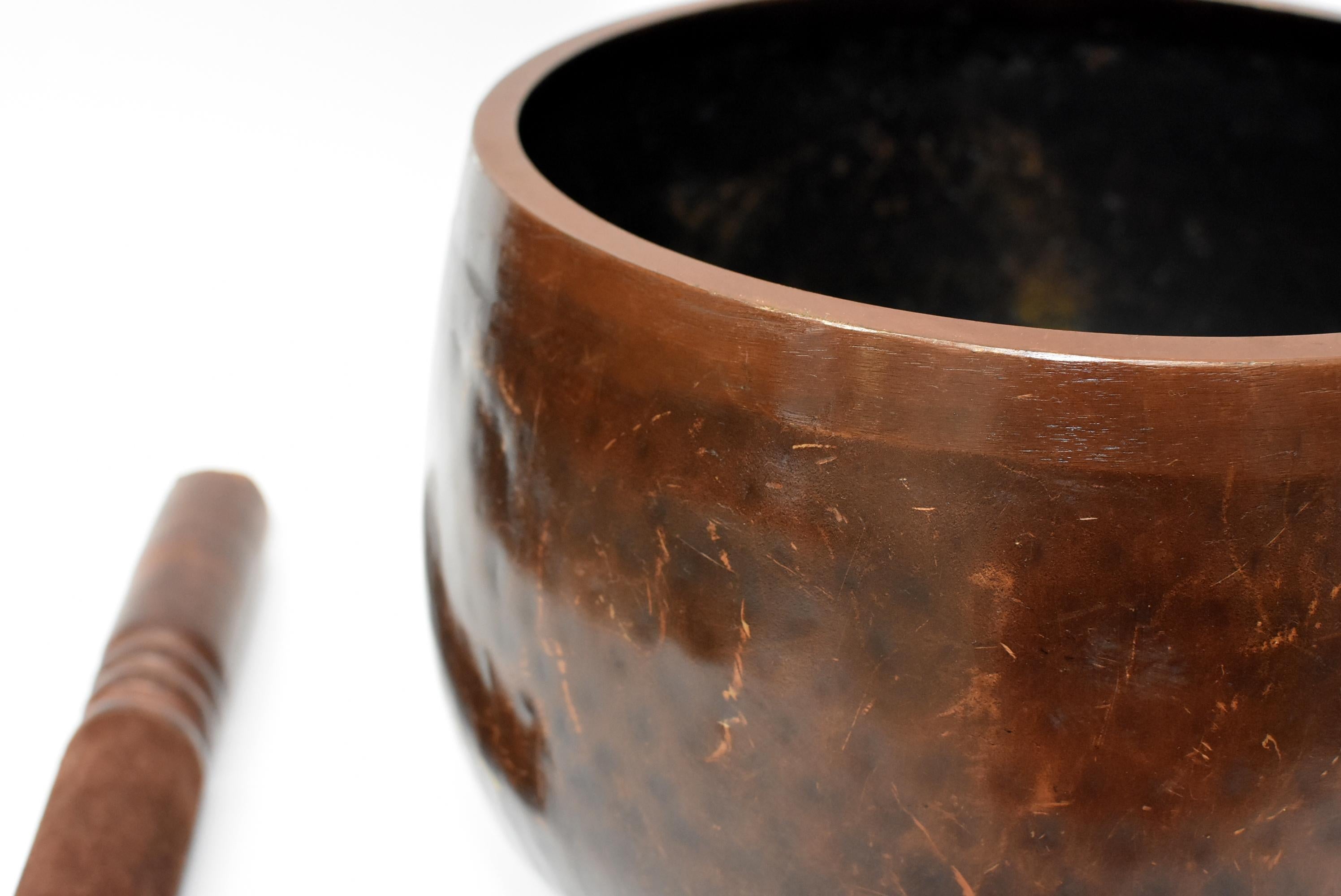 Huge Japanese Antique Bronze Singing Bowl, Copper, Hand-Hammered 1