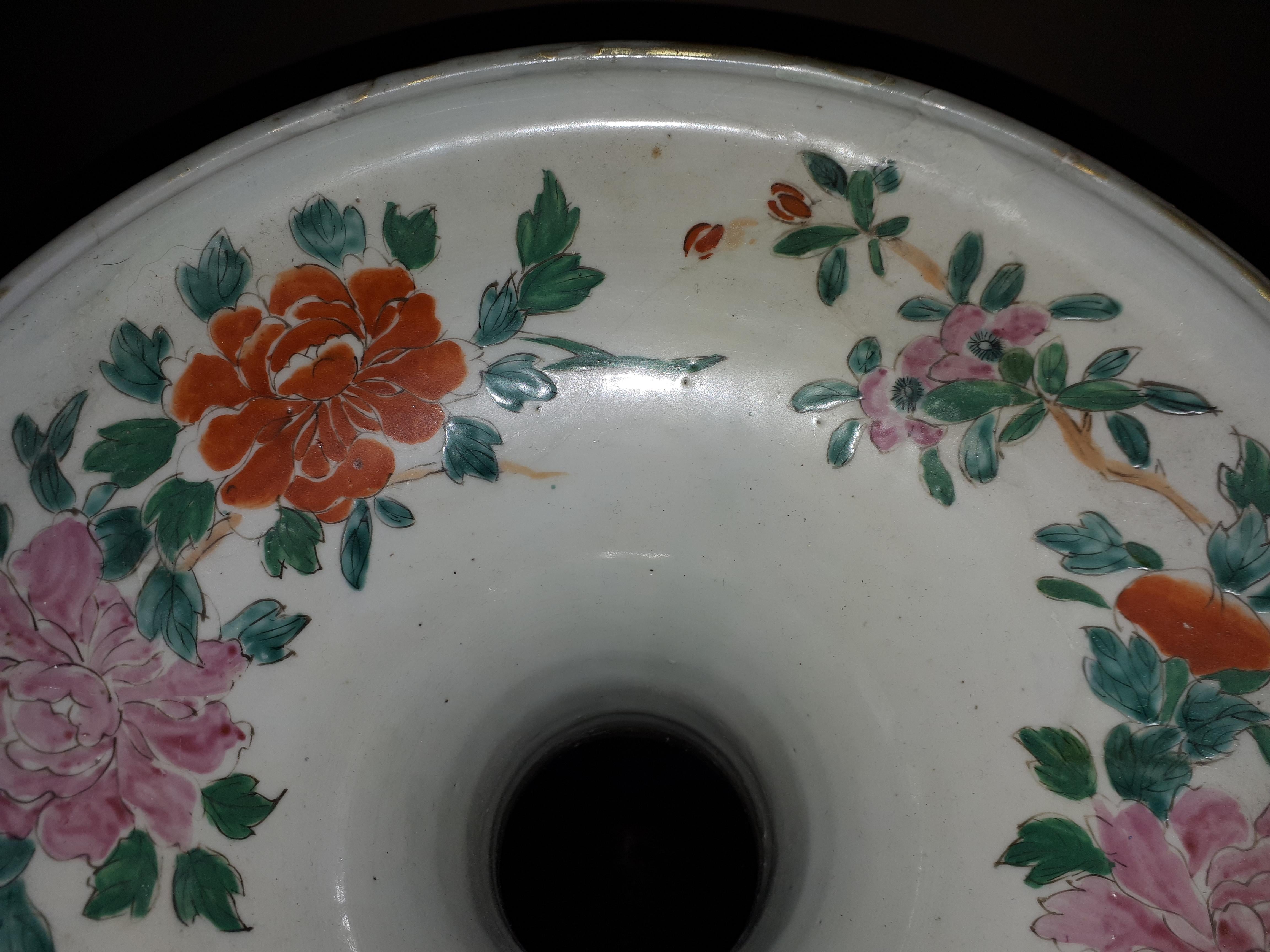 Huge japanese Arita porcelain vase with Imari samurai design, Japan Meiji period For Sale 9