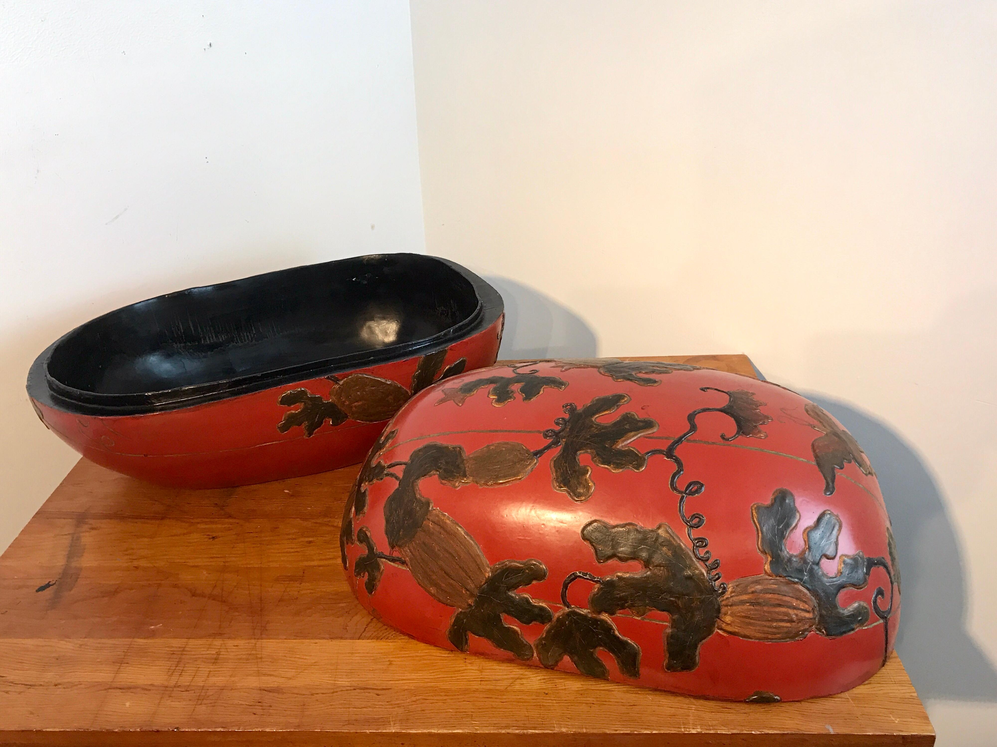 Huge Japanese Red Lacquerware Gourd Motif Box 5