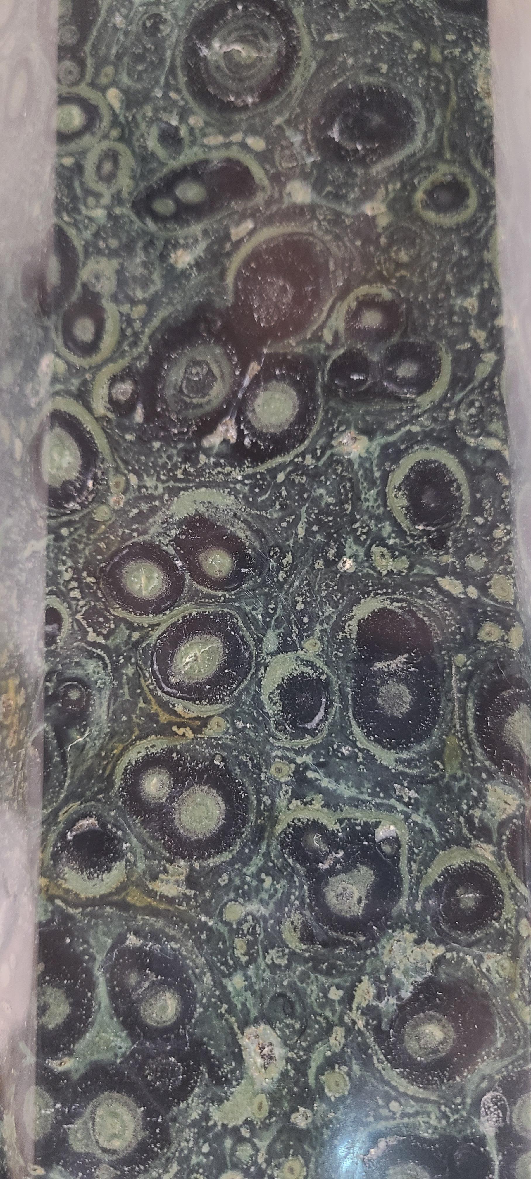 This mineral, jasper from Kabamba, in Africa, Madagascar, called 