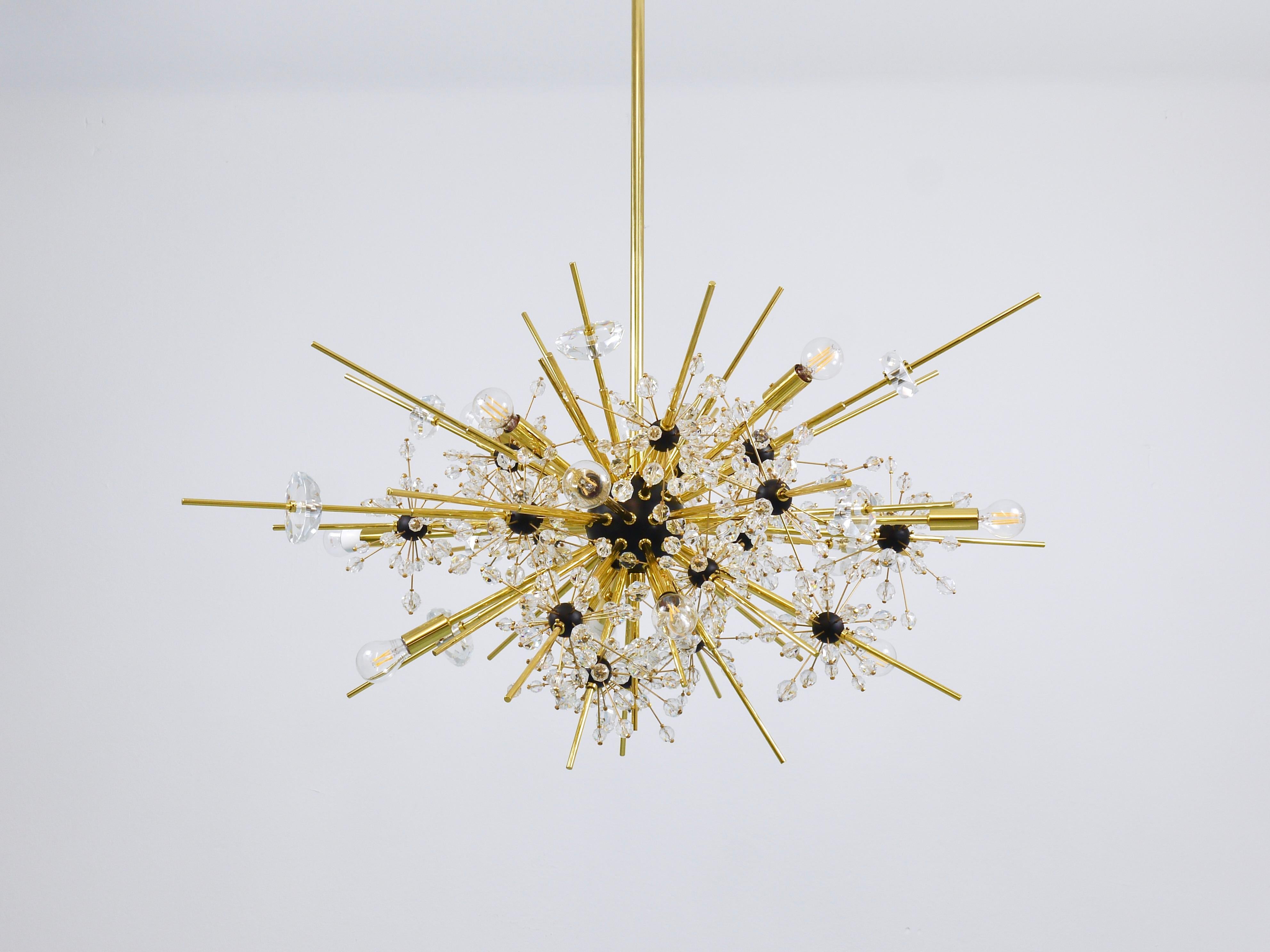 Riesiger J.L. Lobmeyr Metropolitan Opera Sputnik Kristall Messing Met Kronleuchter Wien im Angebot 3