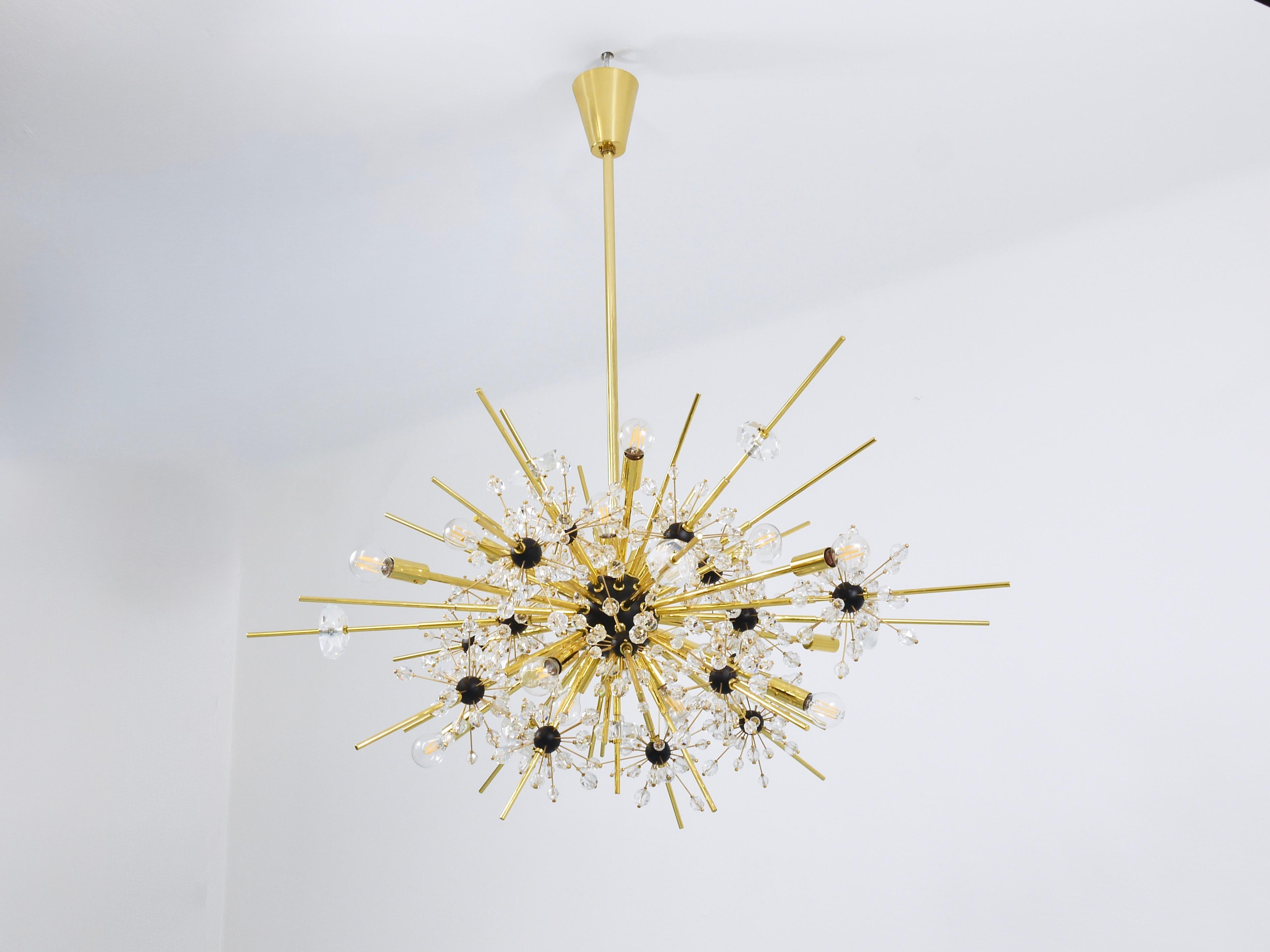 Riesiger J.L. Lobmeyr Metropolitan Opera Sputnik Kristall Messing Met Kronleuchter Wien im Angebot 4