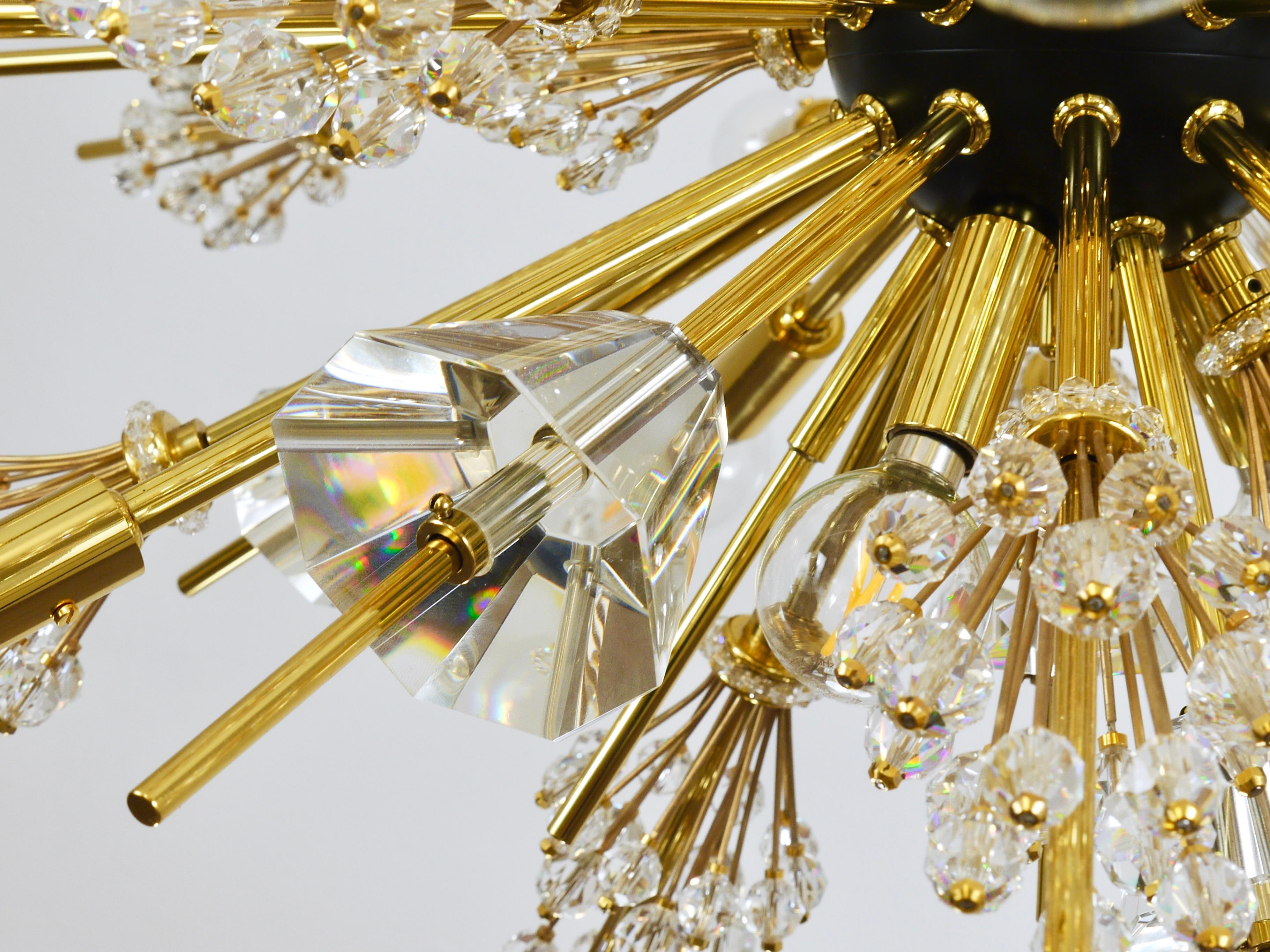I.L.A. Lobmeyr Metropolitan Opera Sputnik Cristal Brass Met Chandelier Vienne en vente 8