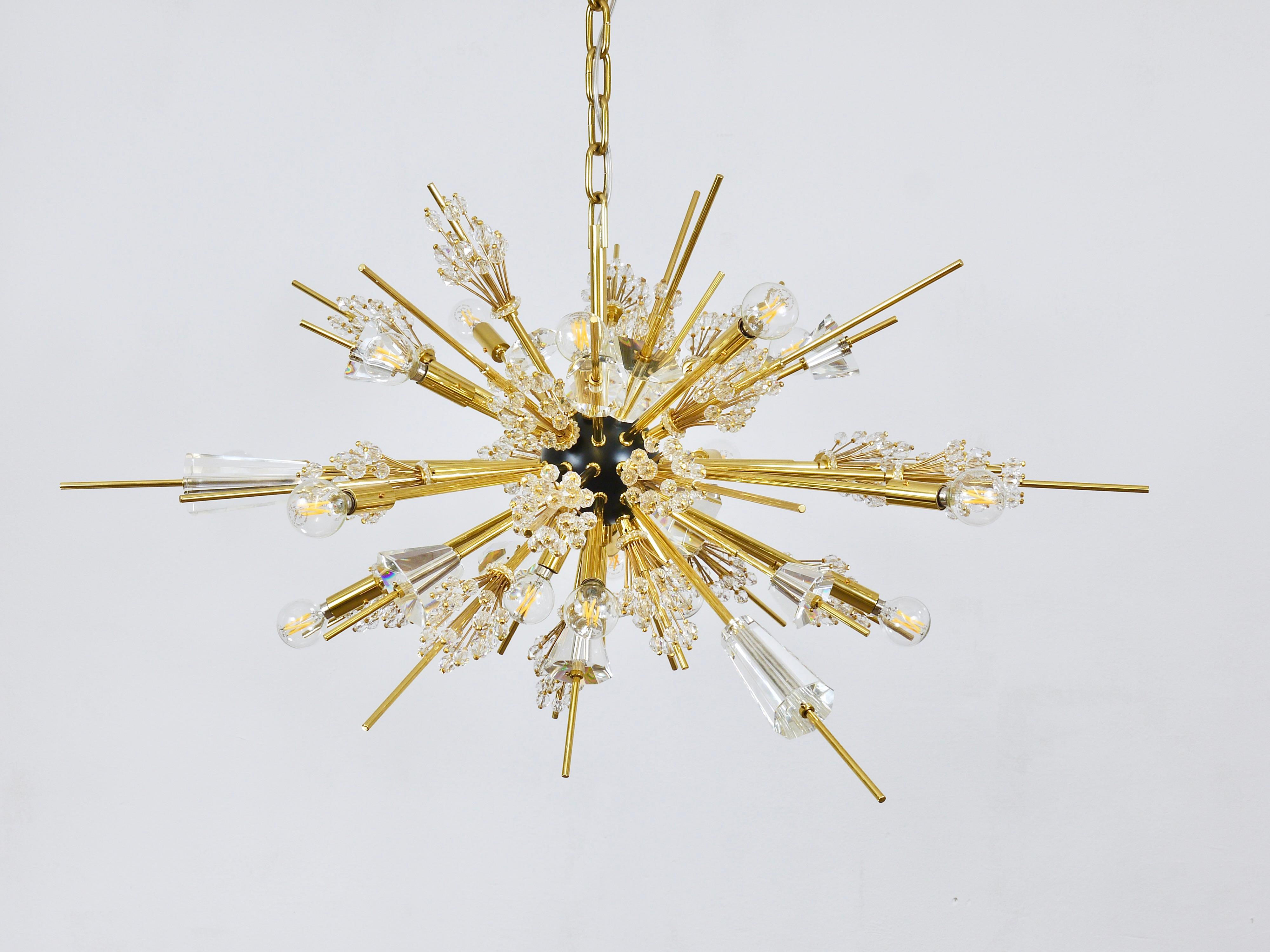 I.L.A. Lobmeyr Metropolitan Opera Sputnik Cristal Brass Met Chandelier Vienne en vente 11