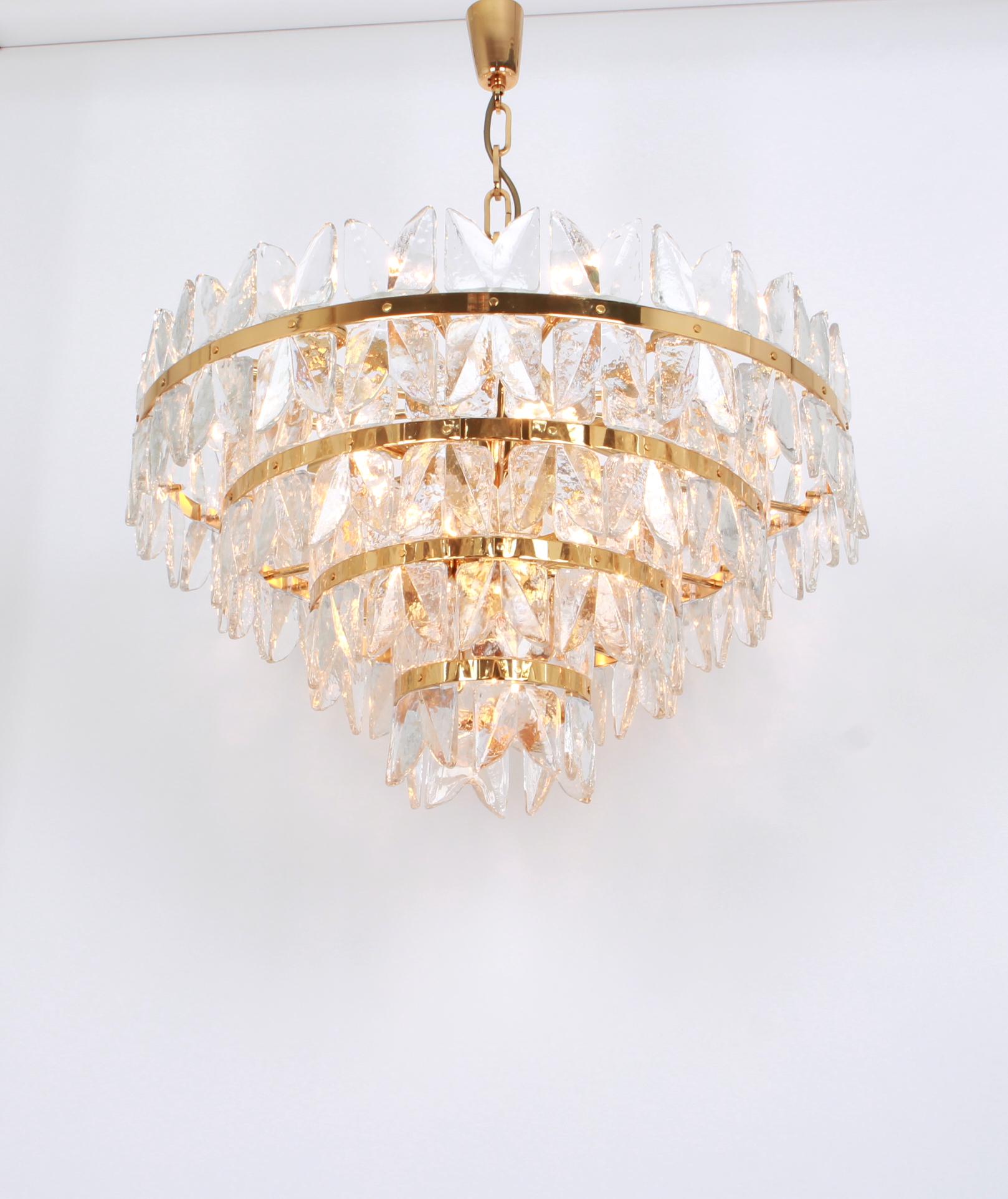 Huge Kalmar Chandelier 'Corina', Gilt Brass Glass, Austria, 1970 For Sale 2