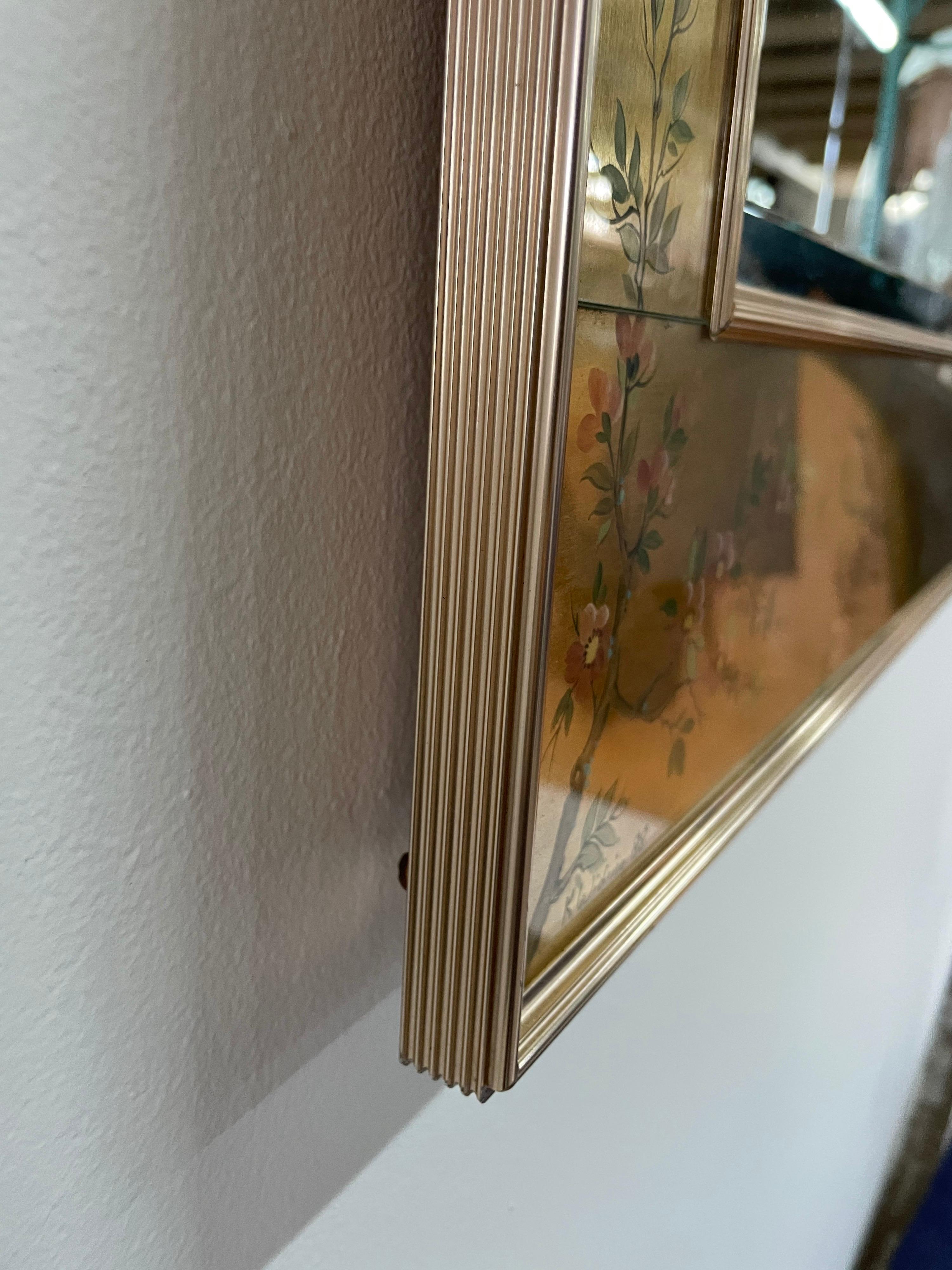Espejo Enmarcado Églomisé Masivo Pintado al Revés de Estilo Chinoiserie en Bueno estado para la venta en North Miami, FL