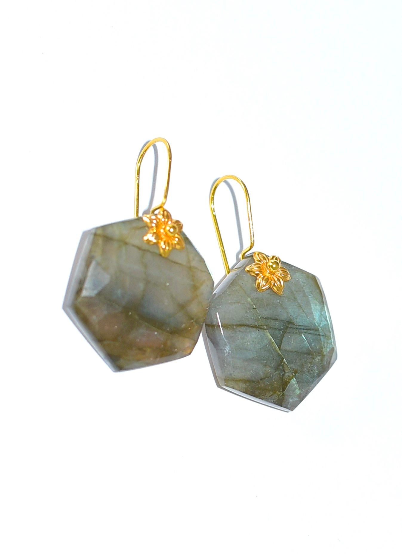 Huge Labradorite Earrings in 18K Solid Yellow Gold In New Condition In Astoria, NY